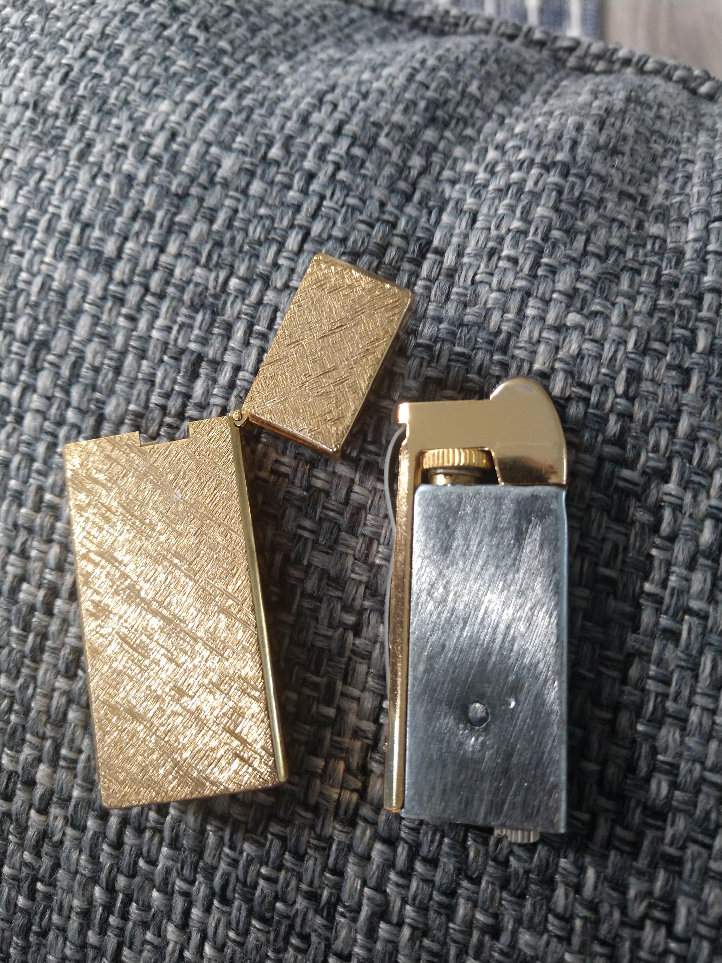Any idea on how to fill this lighter? r/lighters