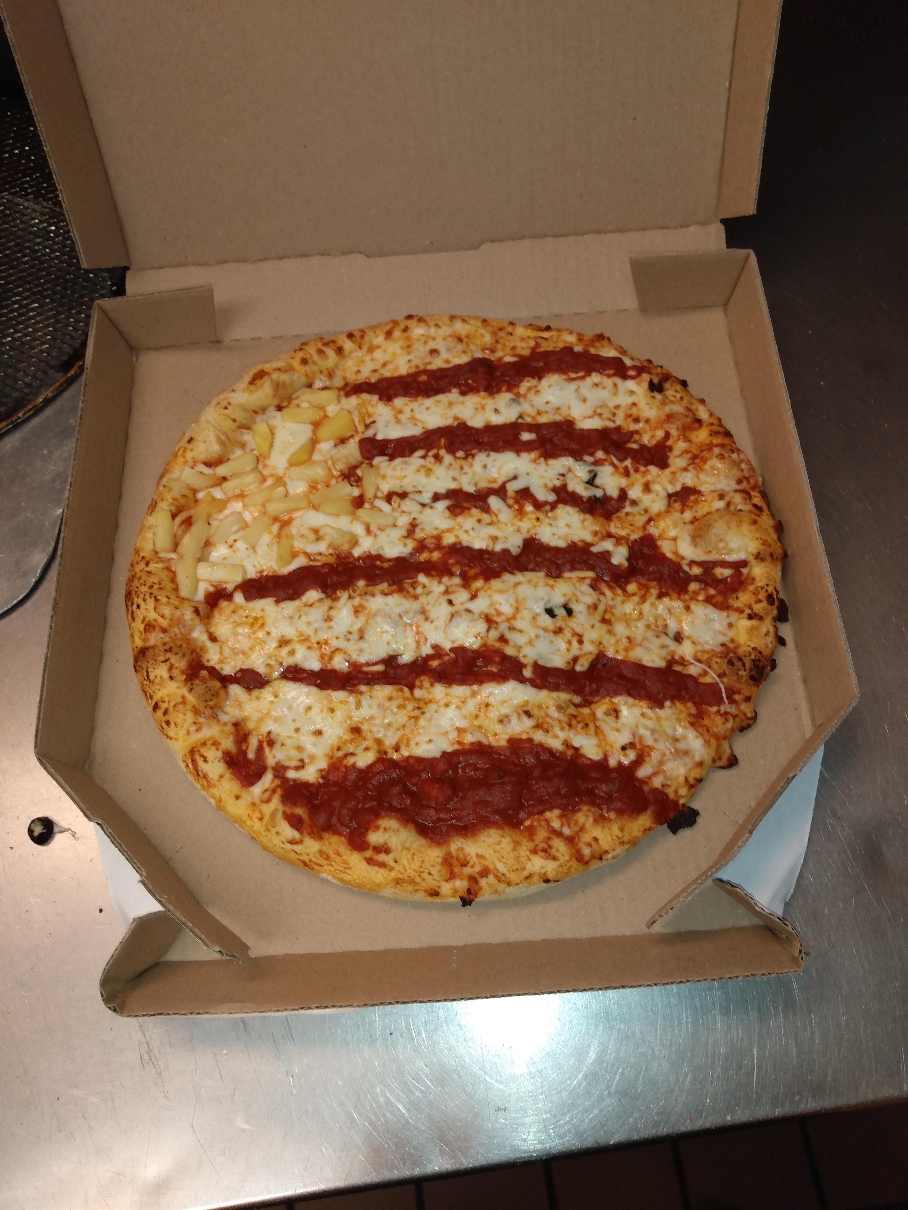 Had free time so I decided to make a patriot pizza American Amazeballs