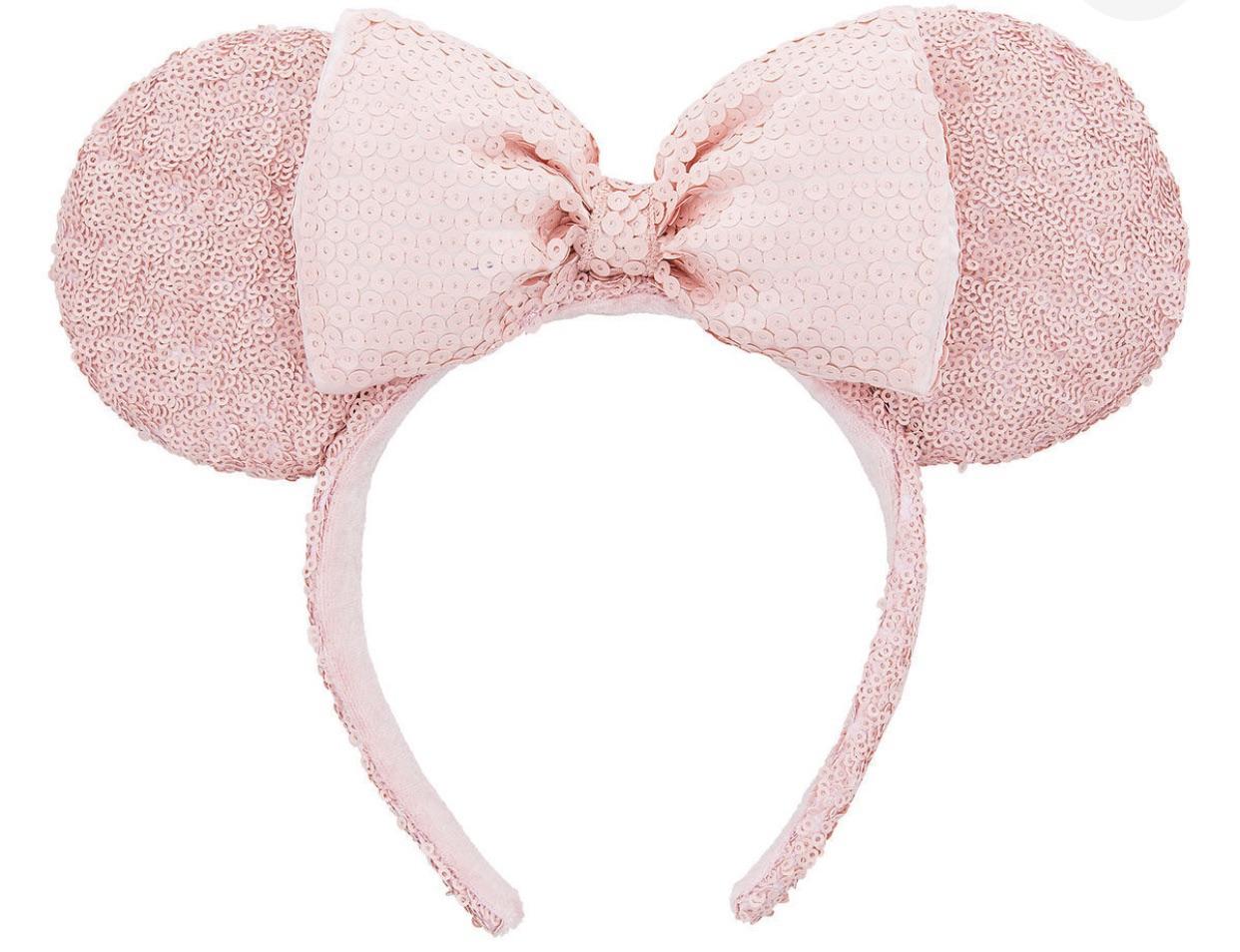 People who wear Minnie Ears, is there a way to comfortably wear them