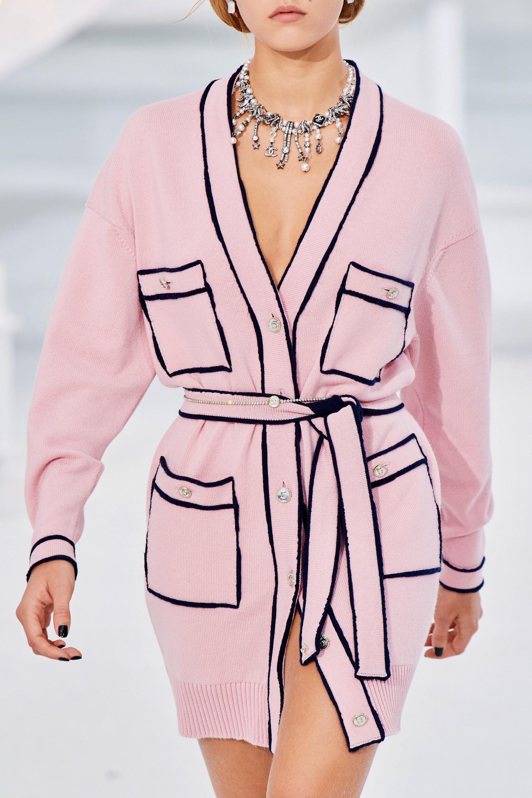 Chanel Spring/Summer 2021 [1800 x 2700] r/fashionporn