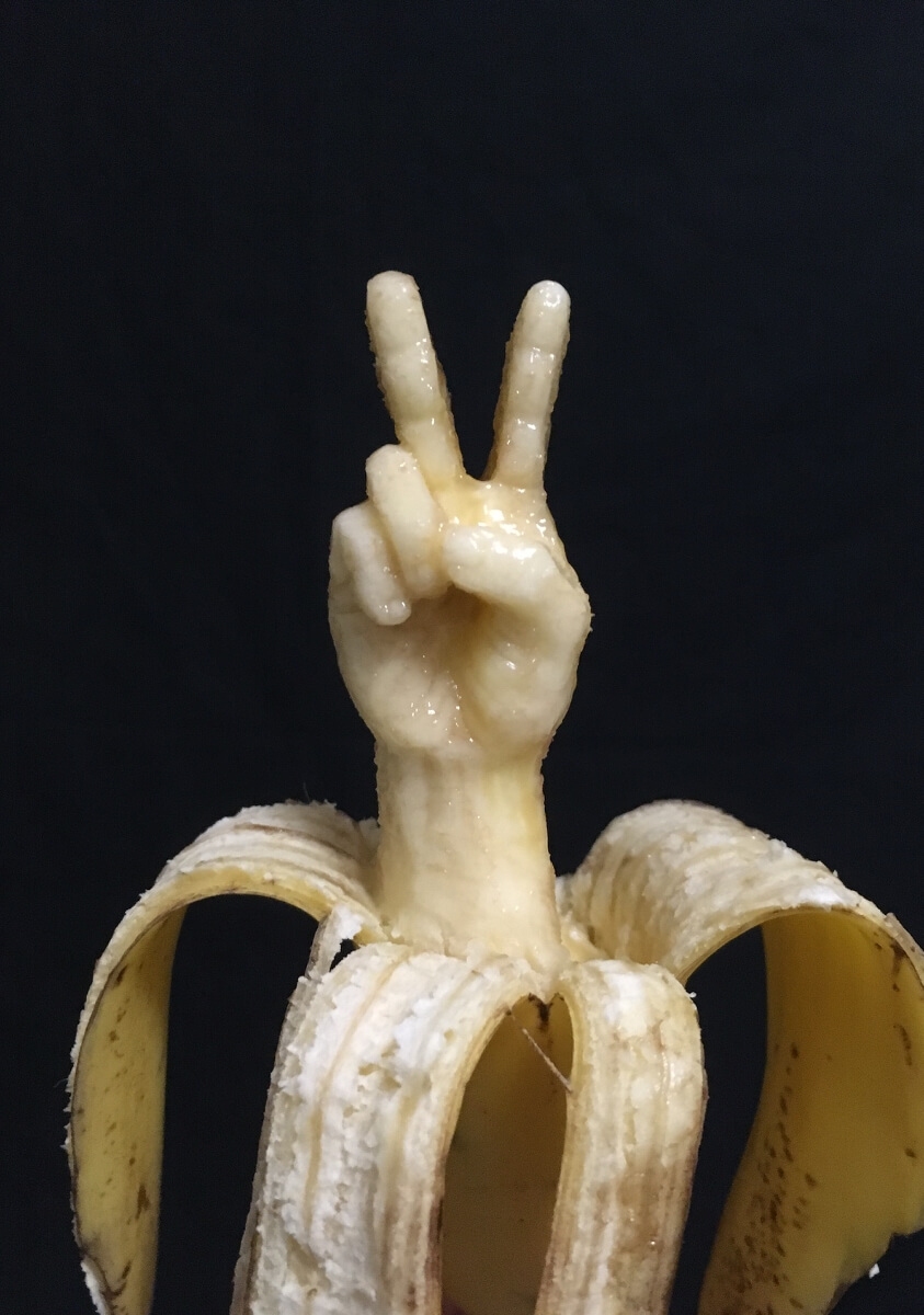Banana art sculpture (Artist Credit Keiske Yamada) r/BeAmazed