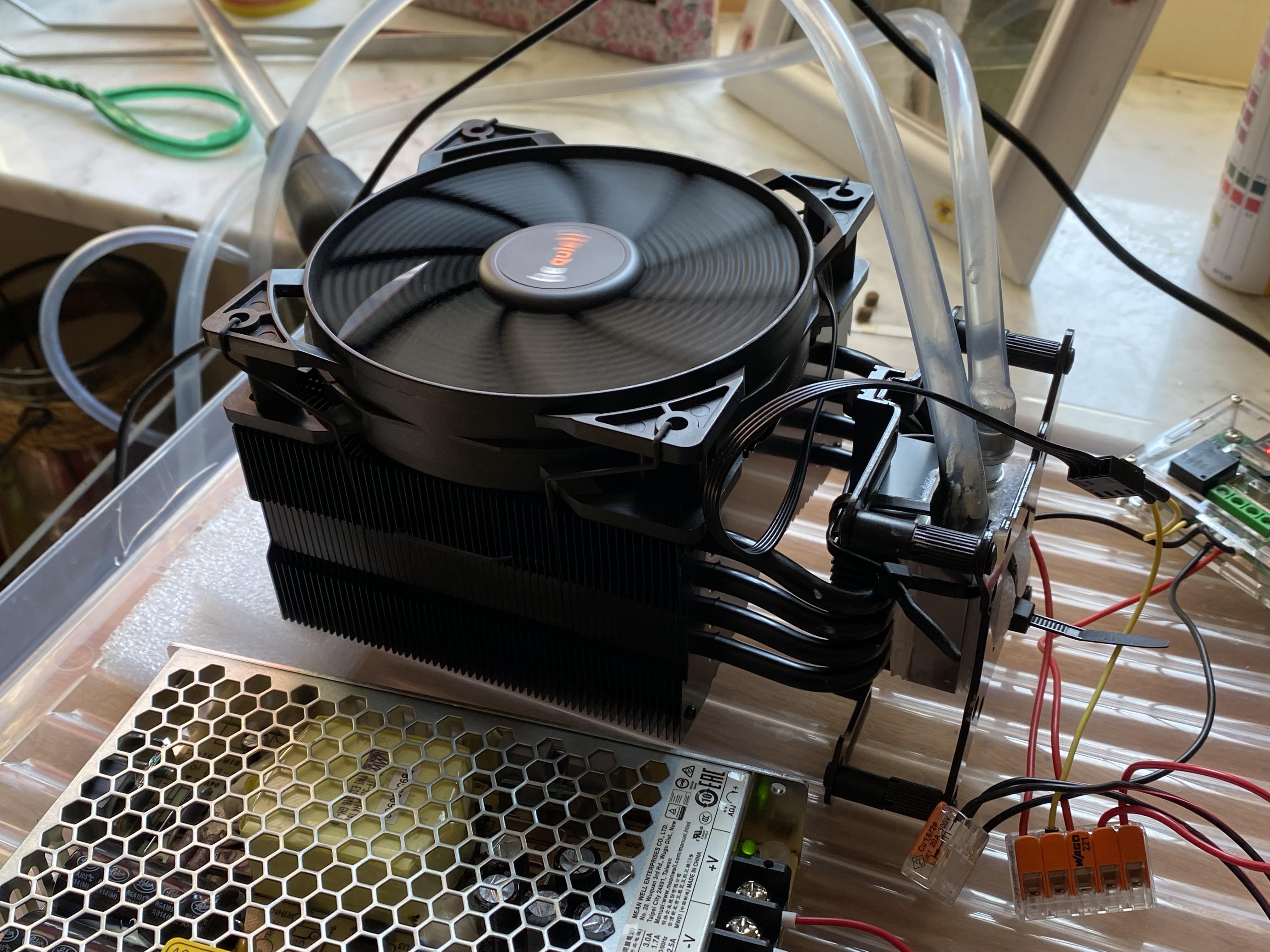 Home made aquarium cooler, more in comments r/axolotls