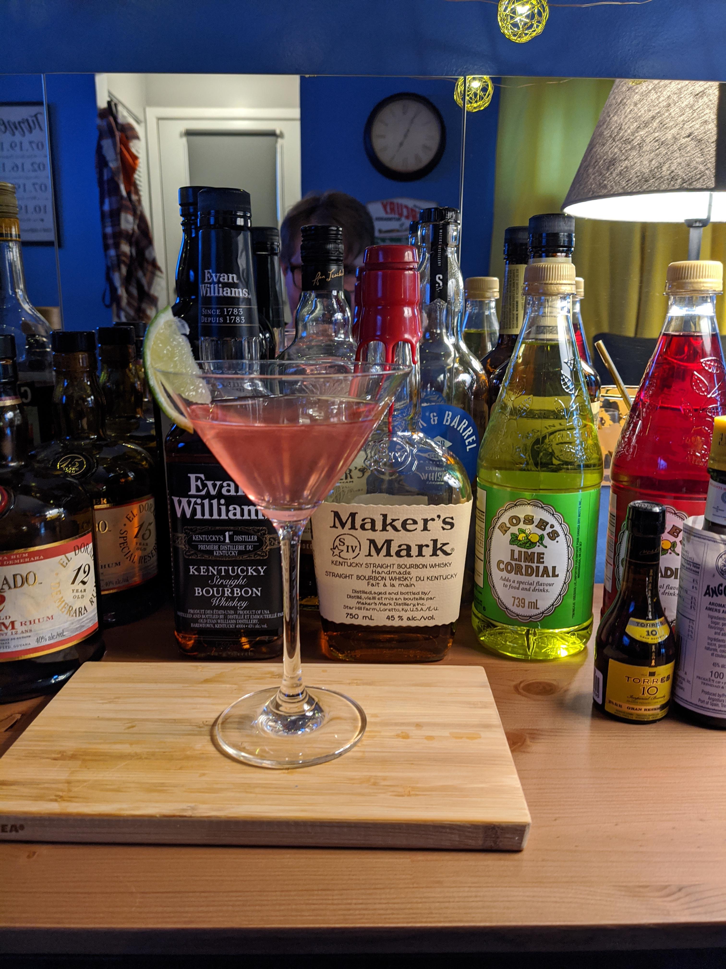 Before Dinner Drinks / 10 Iconic Italian Cocktails Cellar Tours / This