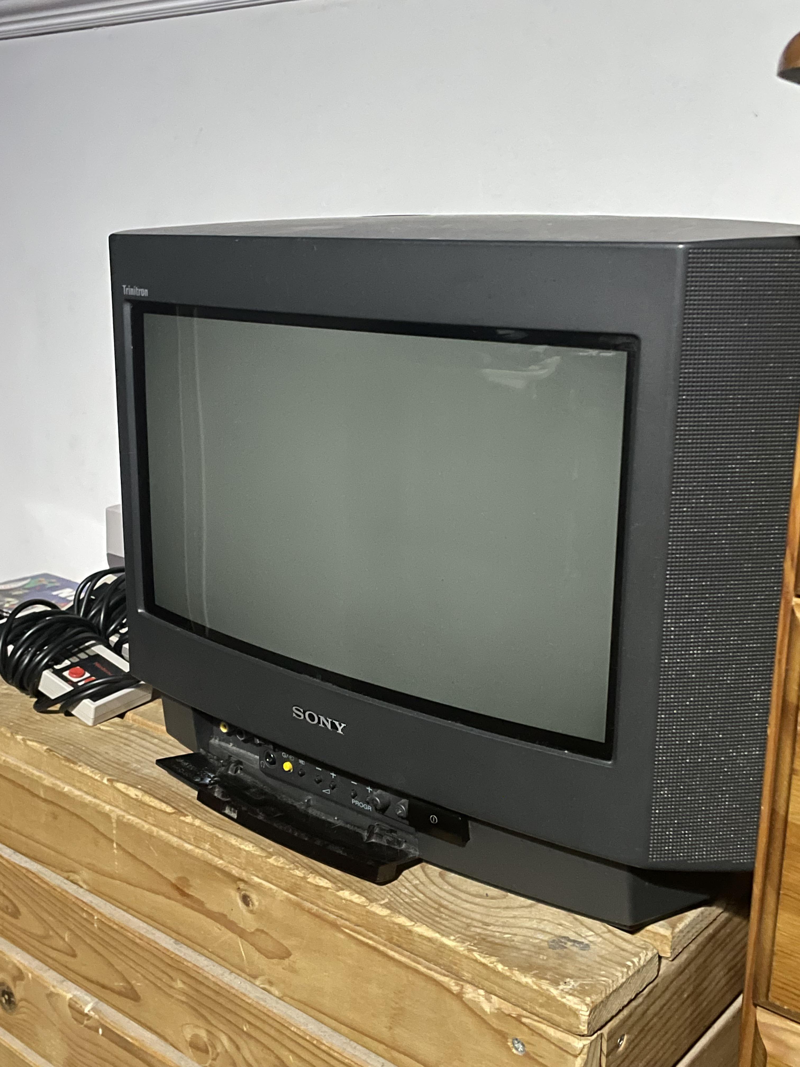 1990s Tv Set