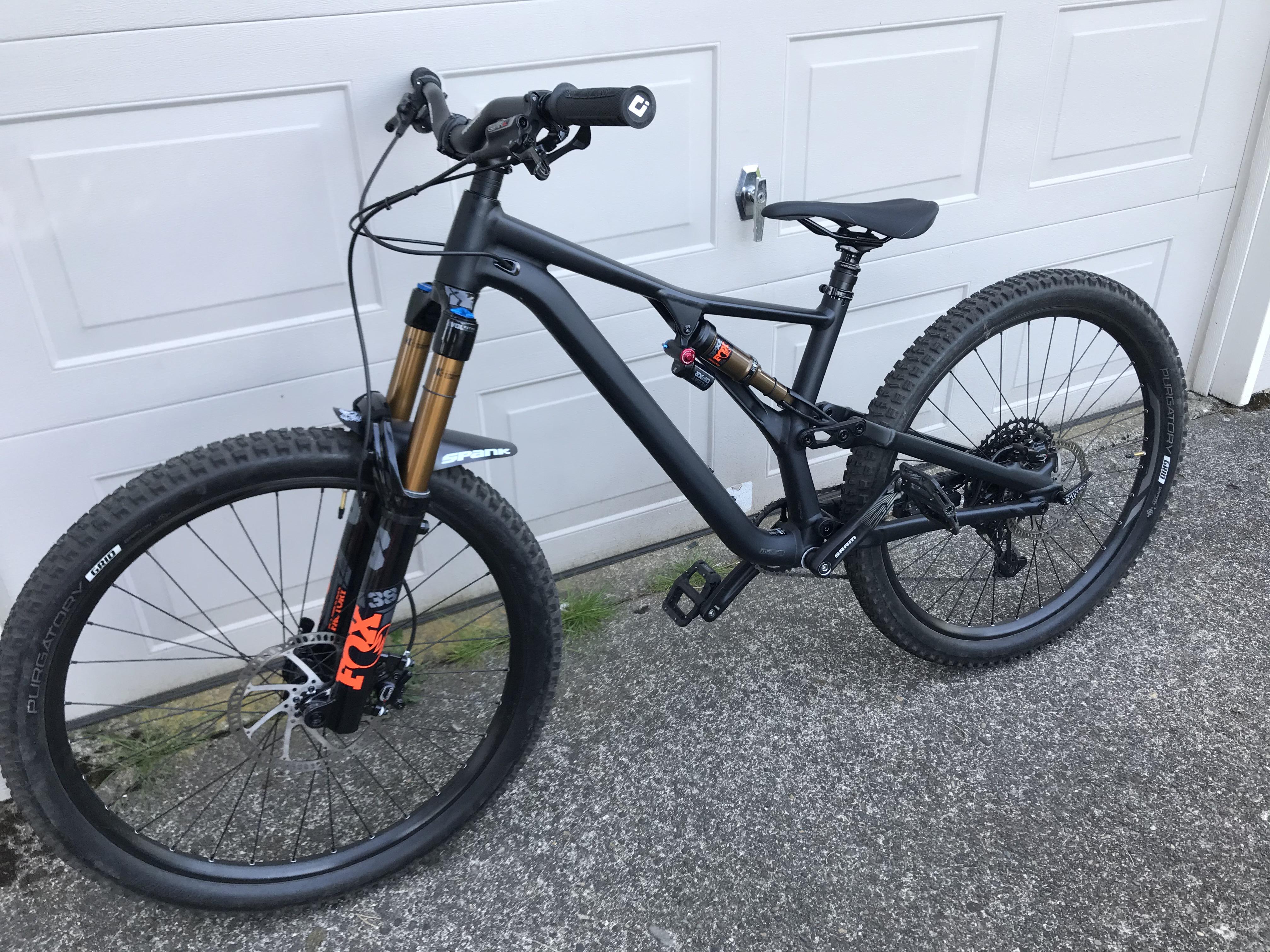 New Suspension on the Stumpjumper. 2021 Fox 38 160mm 2021 Fox DPX2 r