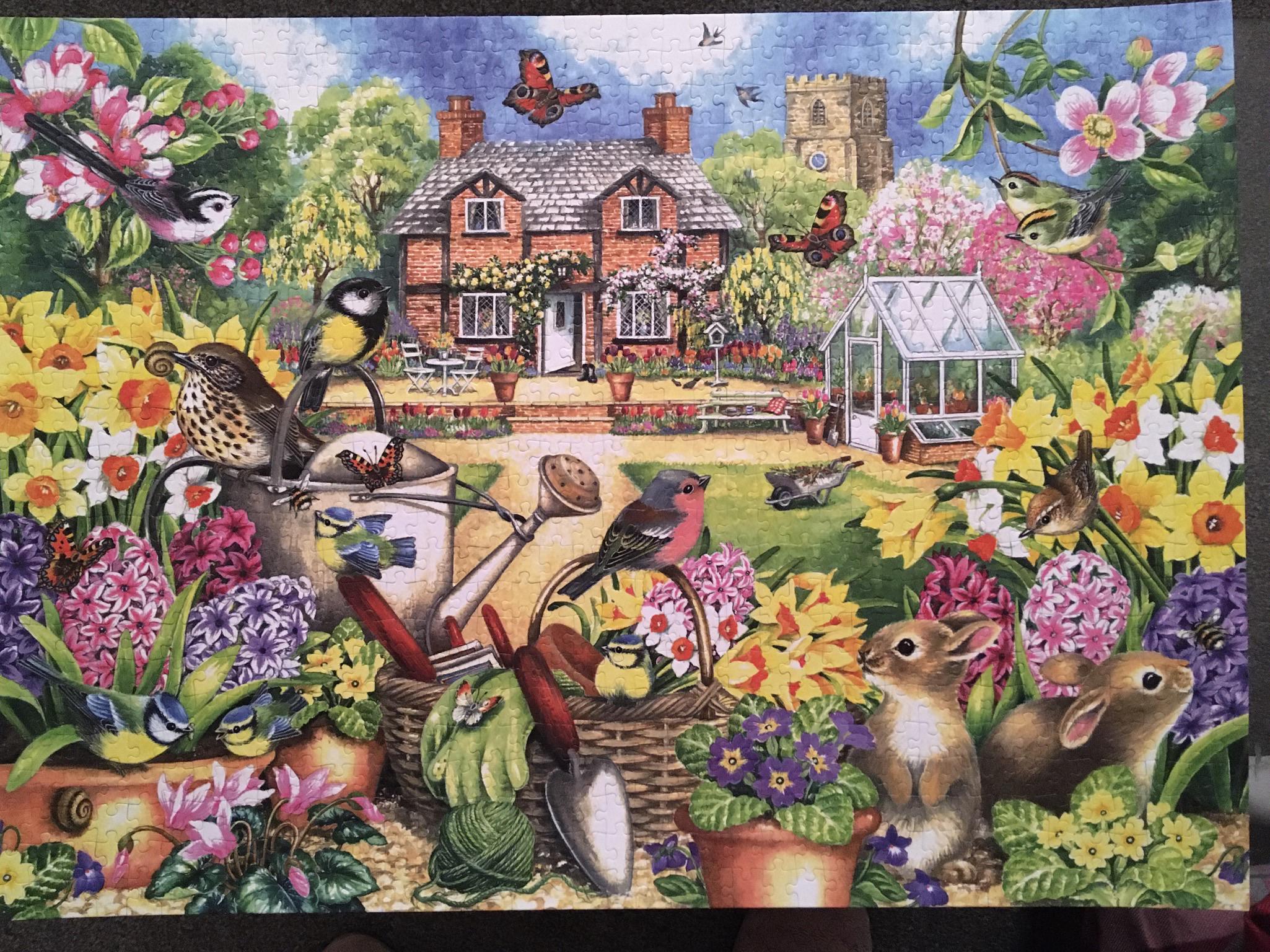Falcon, 1000pc, Summer Garden. Loved this seasons series. r/Jigsawpuzzles