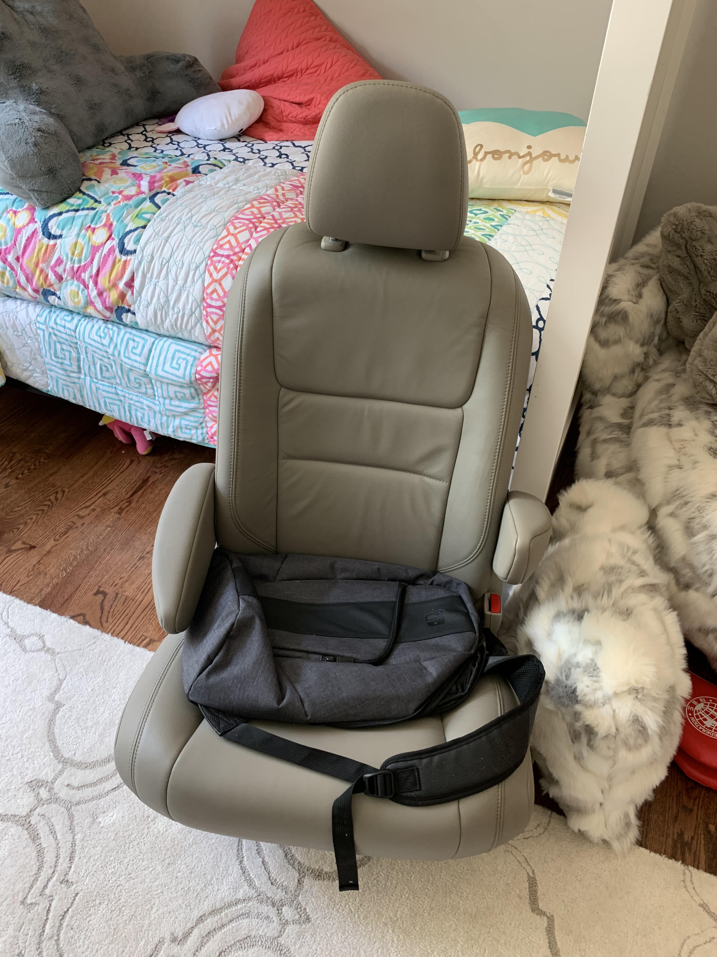 Turn Car Seat Into Gaming Chair My little cousins gaming chair is an old car seat mildlyinteresting
