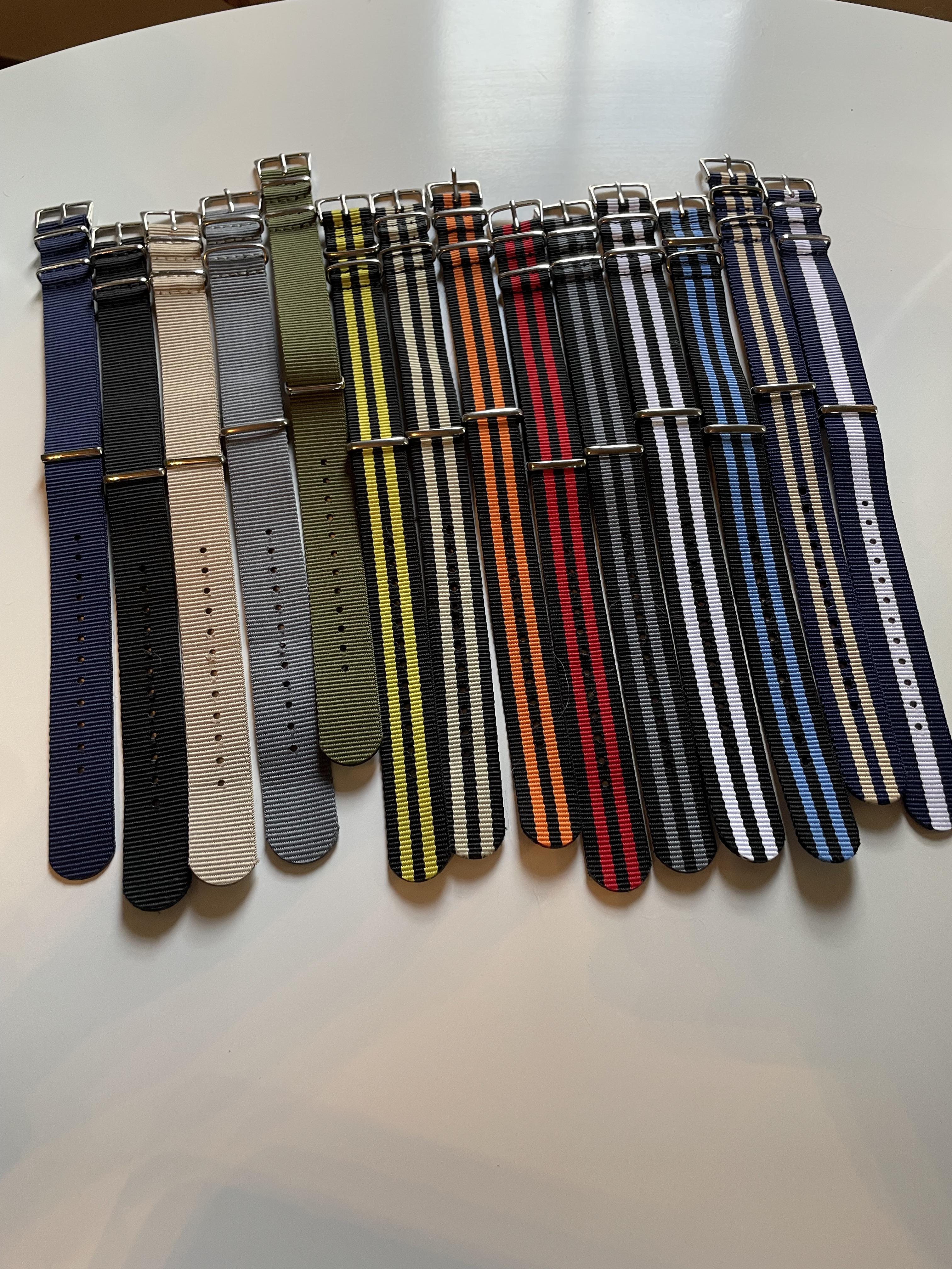 [WTS] 18mm Strap Clearance. 5 for 20 or take the whole lot for 45. r/Watchexchange