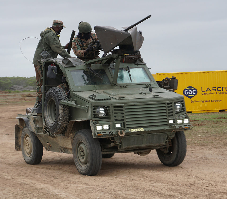 South African SF with a tactical vehicle with a long range 60mm