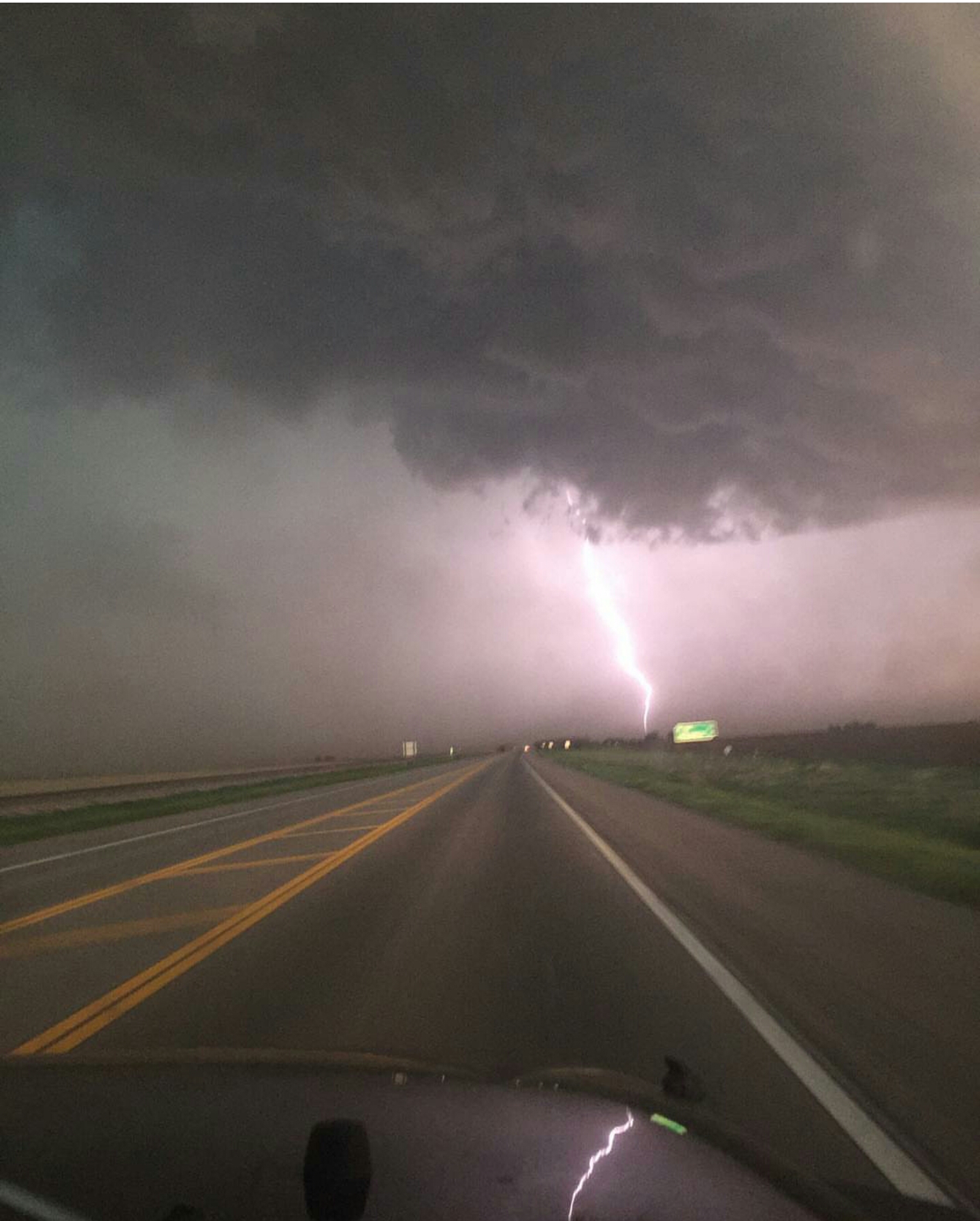 Caught in a TStorm in Middleofnowhere Nebraska. r/Jeep