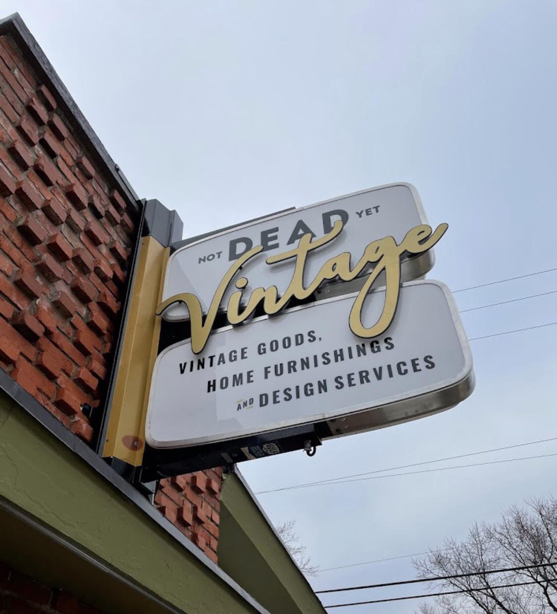 Vintage store in Wichita, KS r/lordhuron