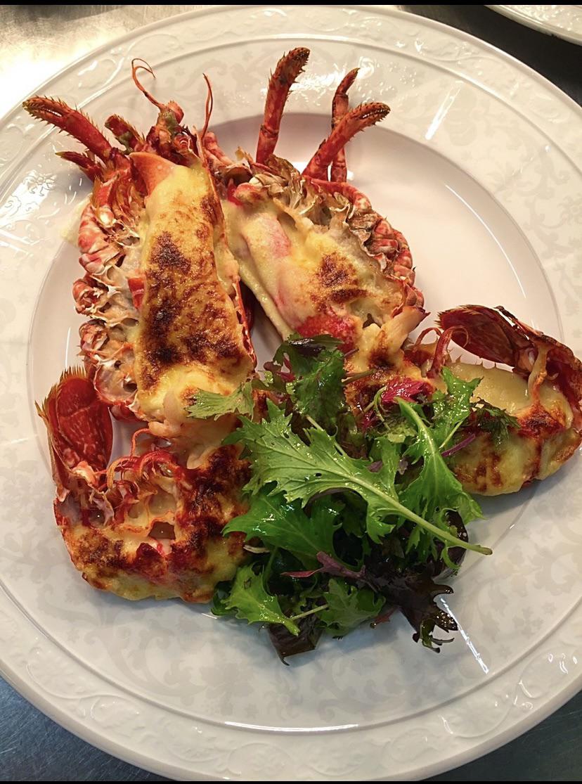 Lobster Thermidor r/Seafood