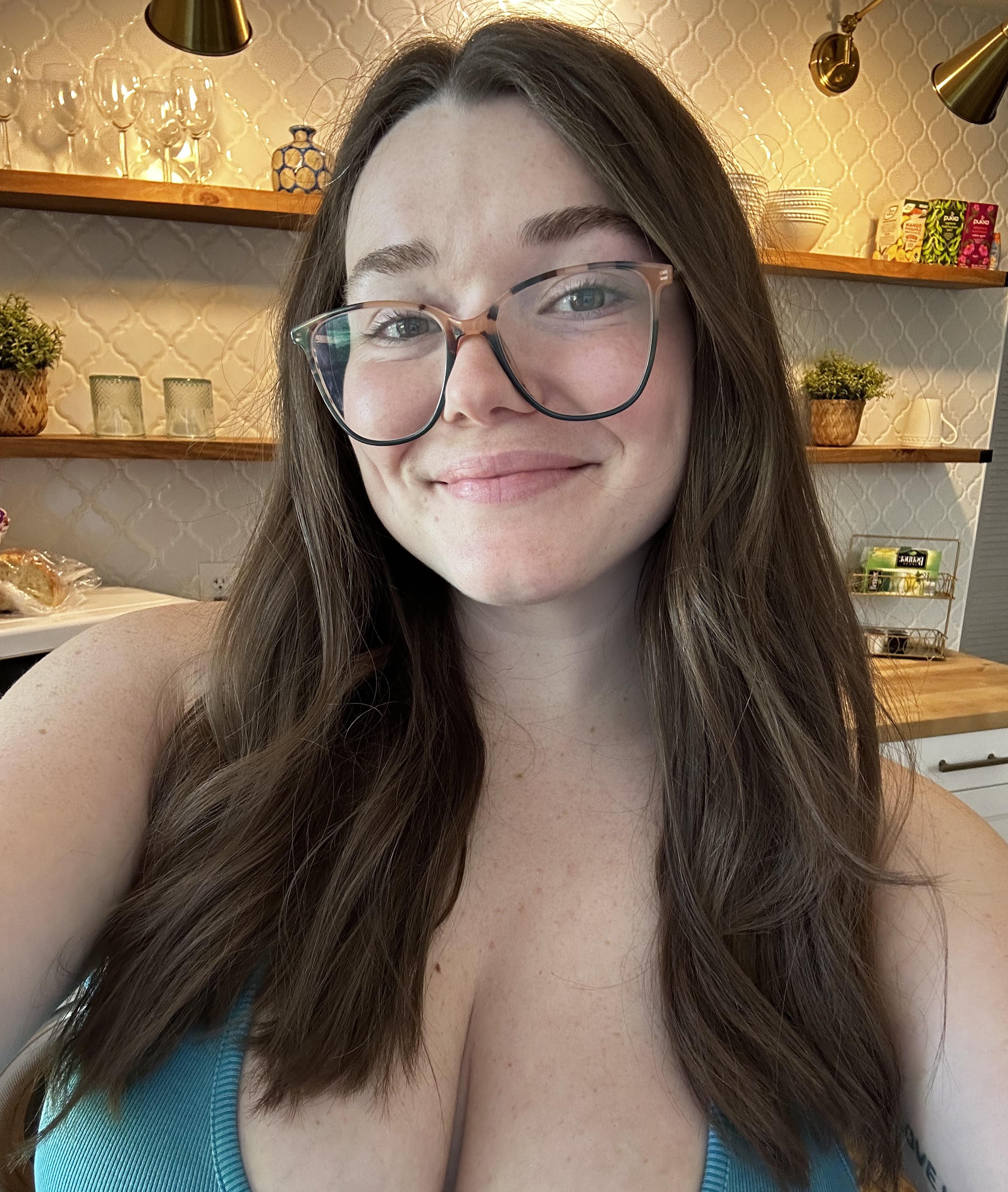 419 best u/viggsh images on Pholder Selfie, Freckled Girls and Downblouse