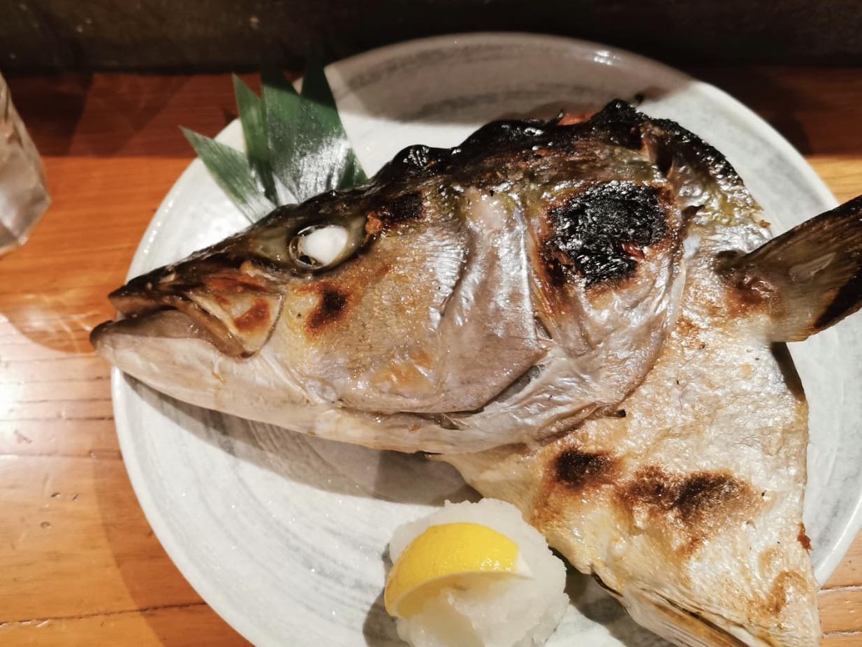 [I ate] saltgrilled Japanese salmon head r/food