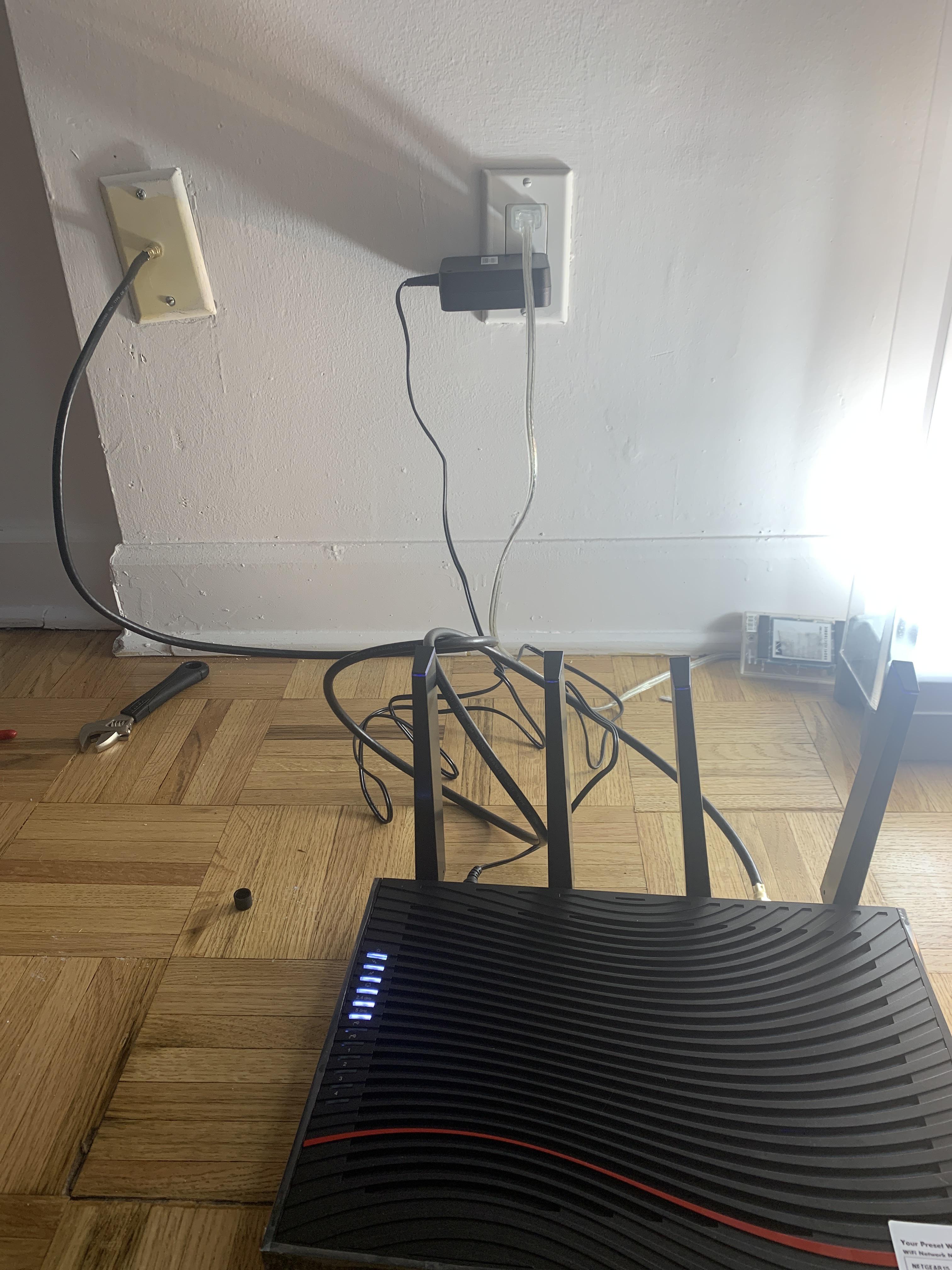Netgear Nighthawk x4s c7800. Setup with fios help. I have paid the fios