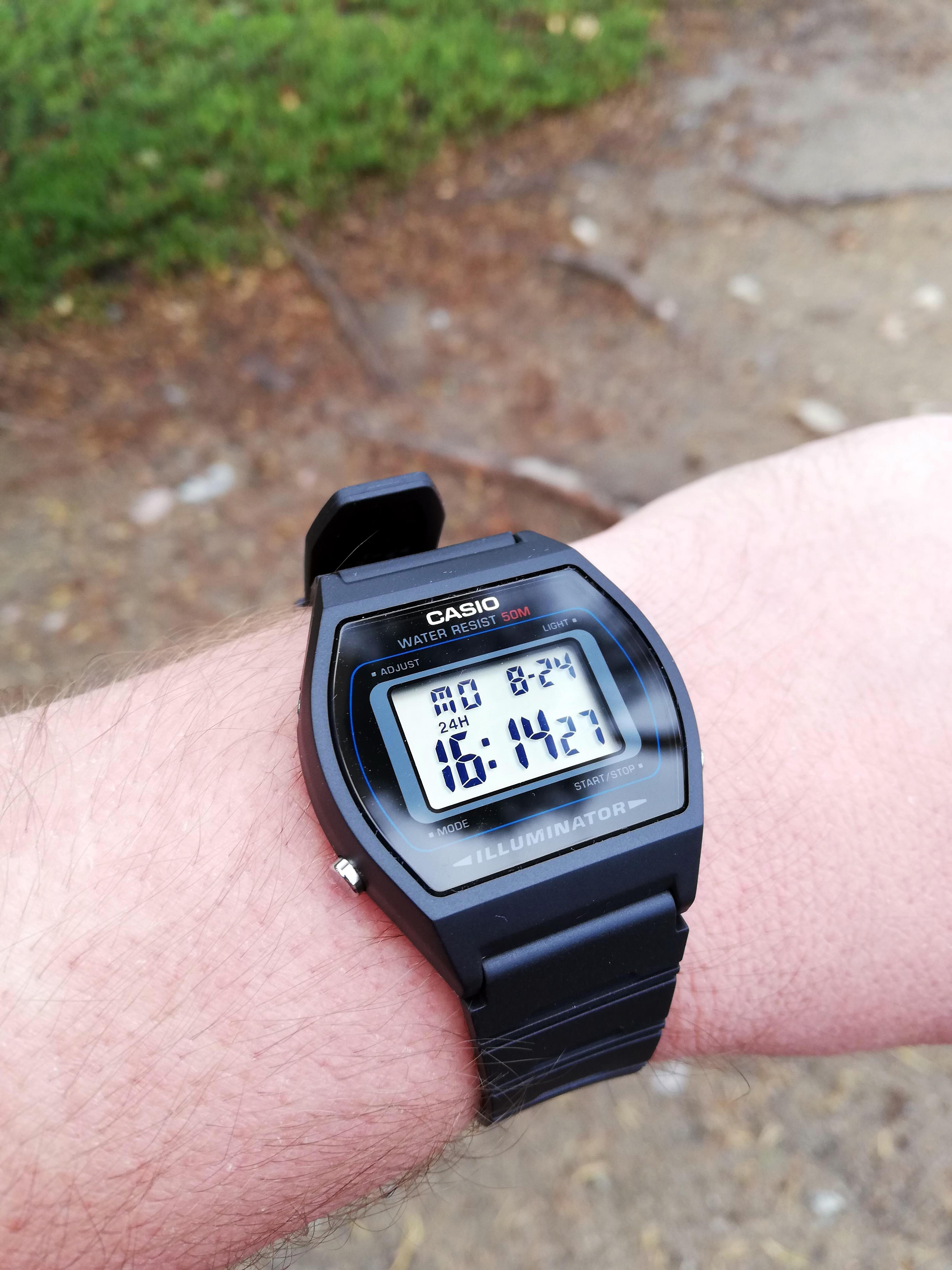 My first Casio; the W-202! : r/casio