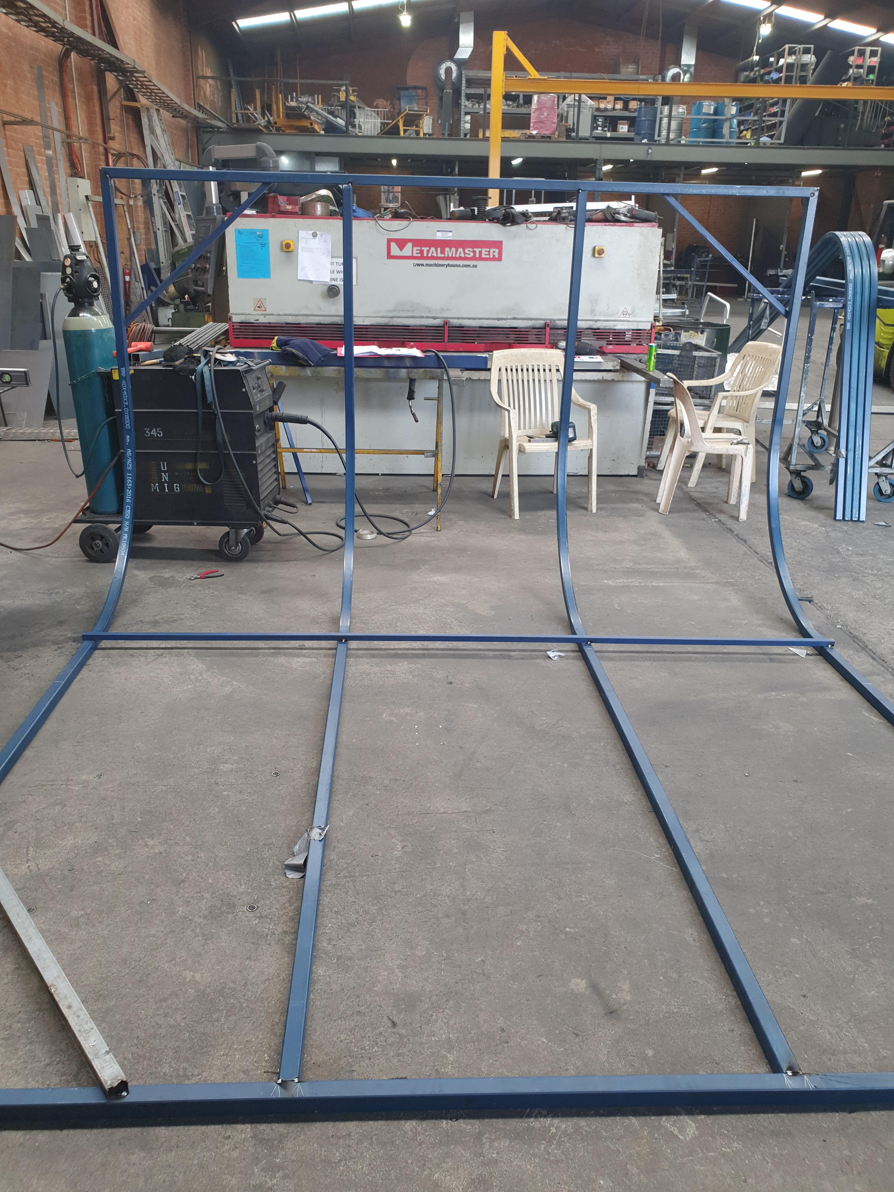 Half pipe feature r/metalworking