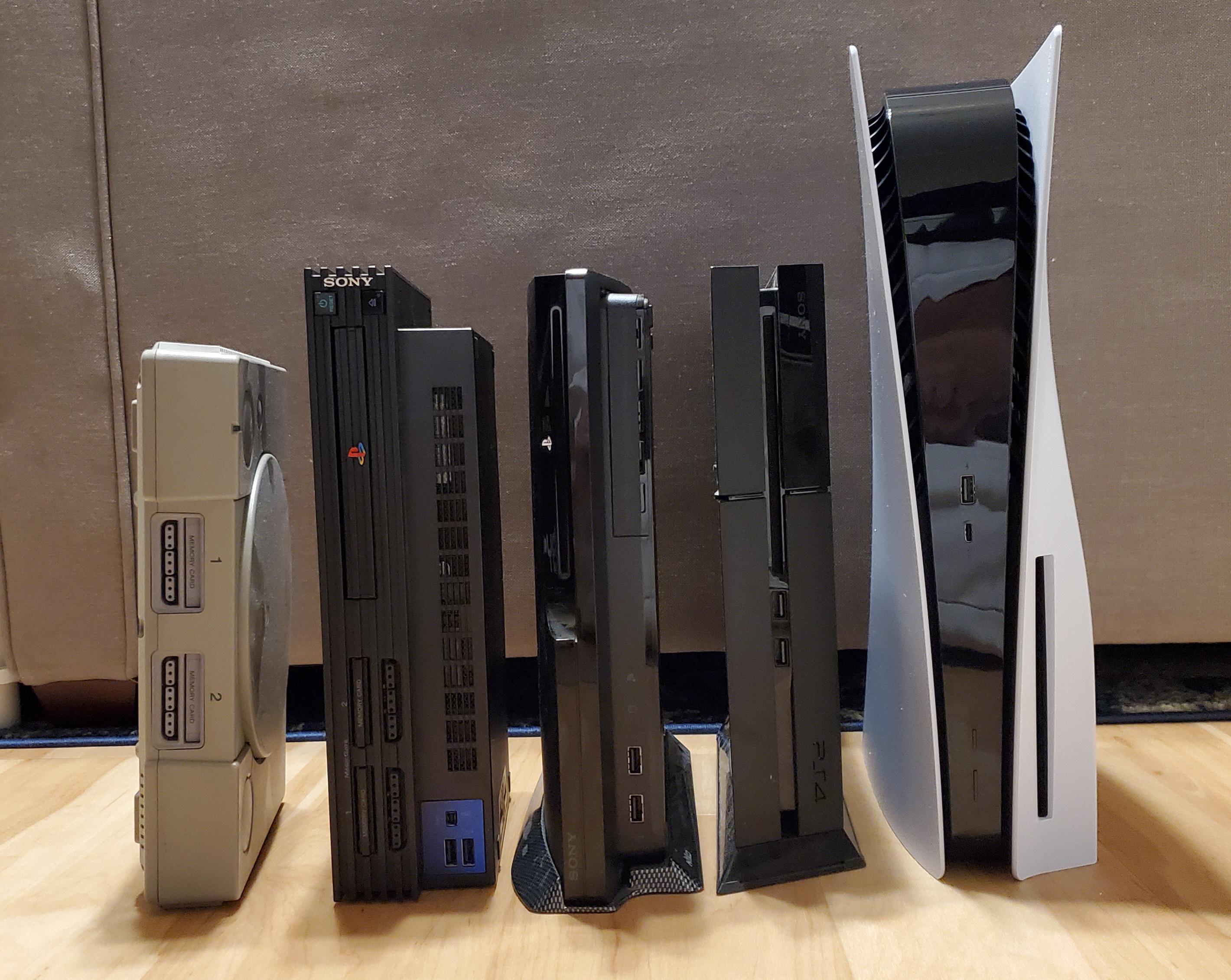 My ps5 arrived today! it's a big boy! r/playstation