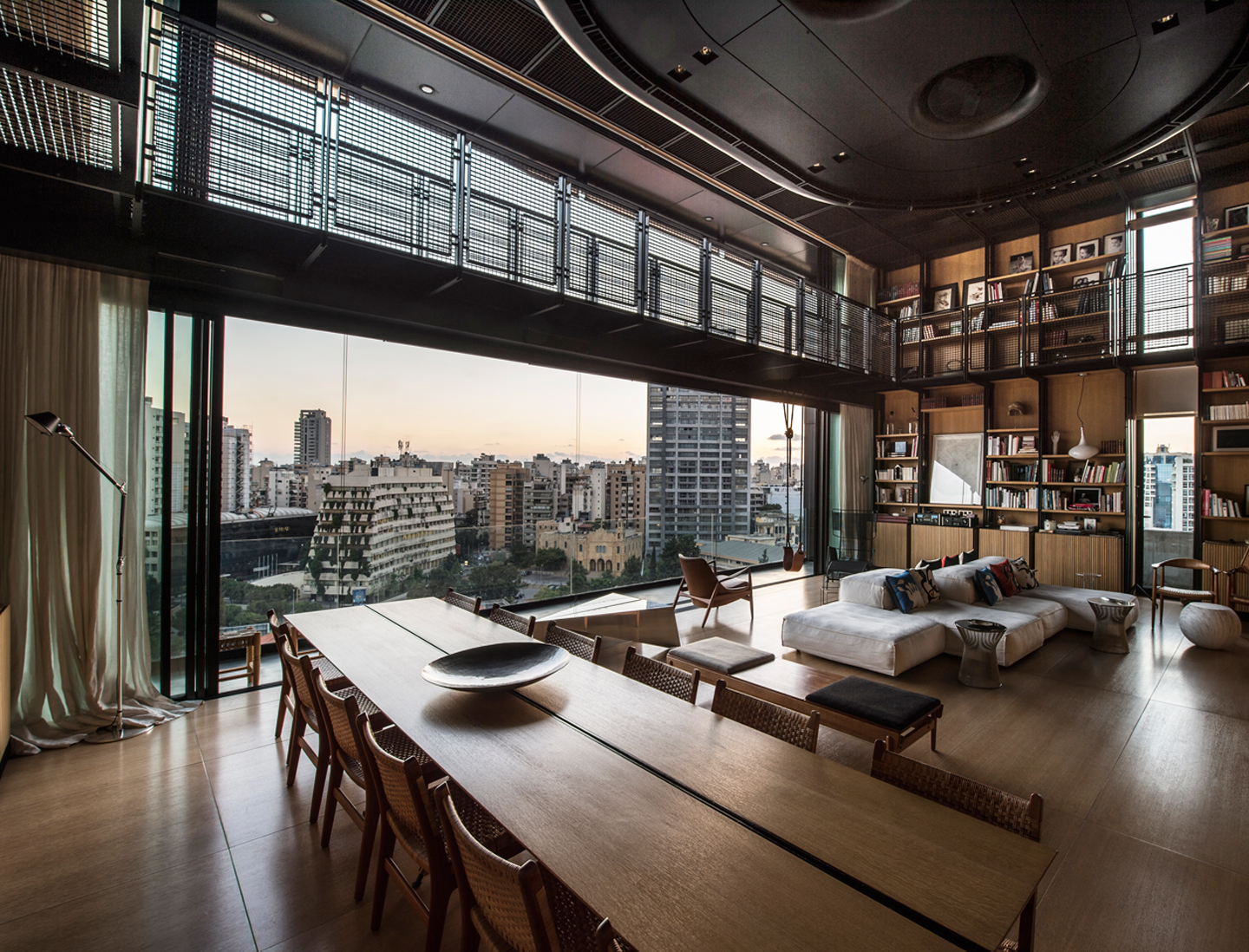 Incredible penthouse overlooking downtown Beirut, Lebanon [1440 x 1098