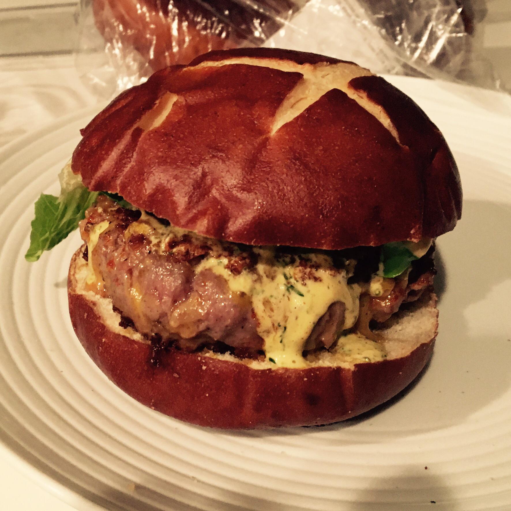 [Homemade] ground ribeye and sirloin burger, carmelized onions