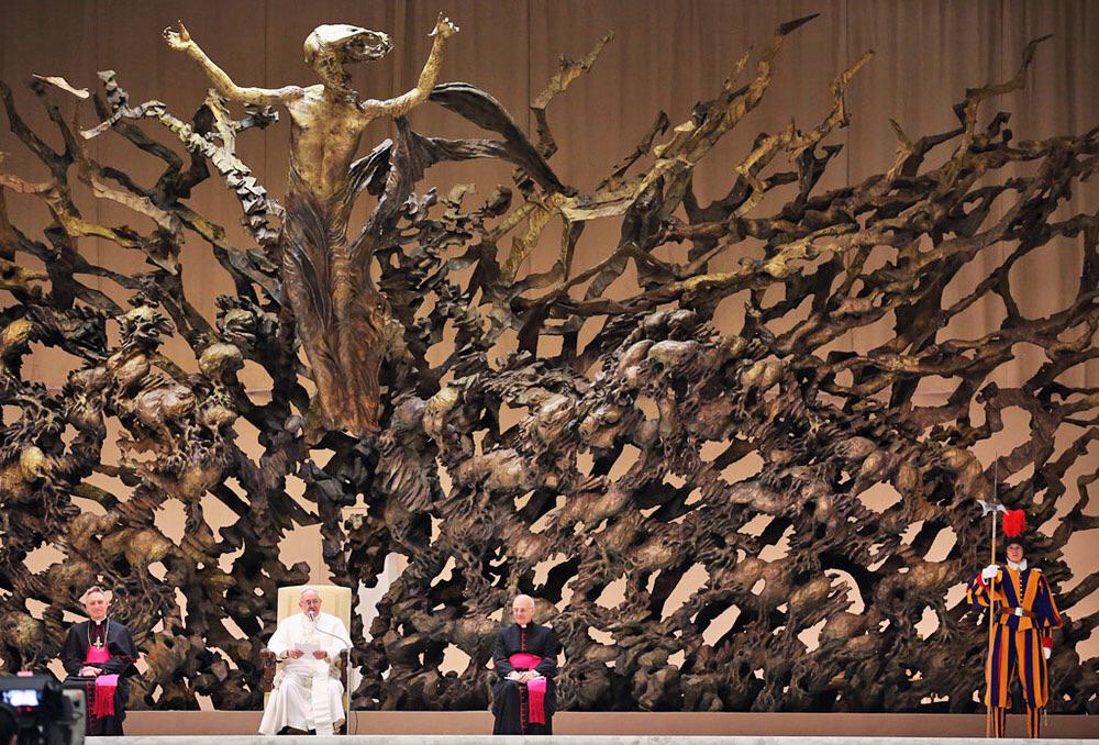 Anyone remember seeing this statue at Pompeii? r/Retconned