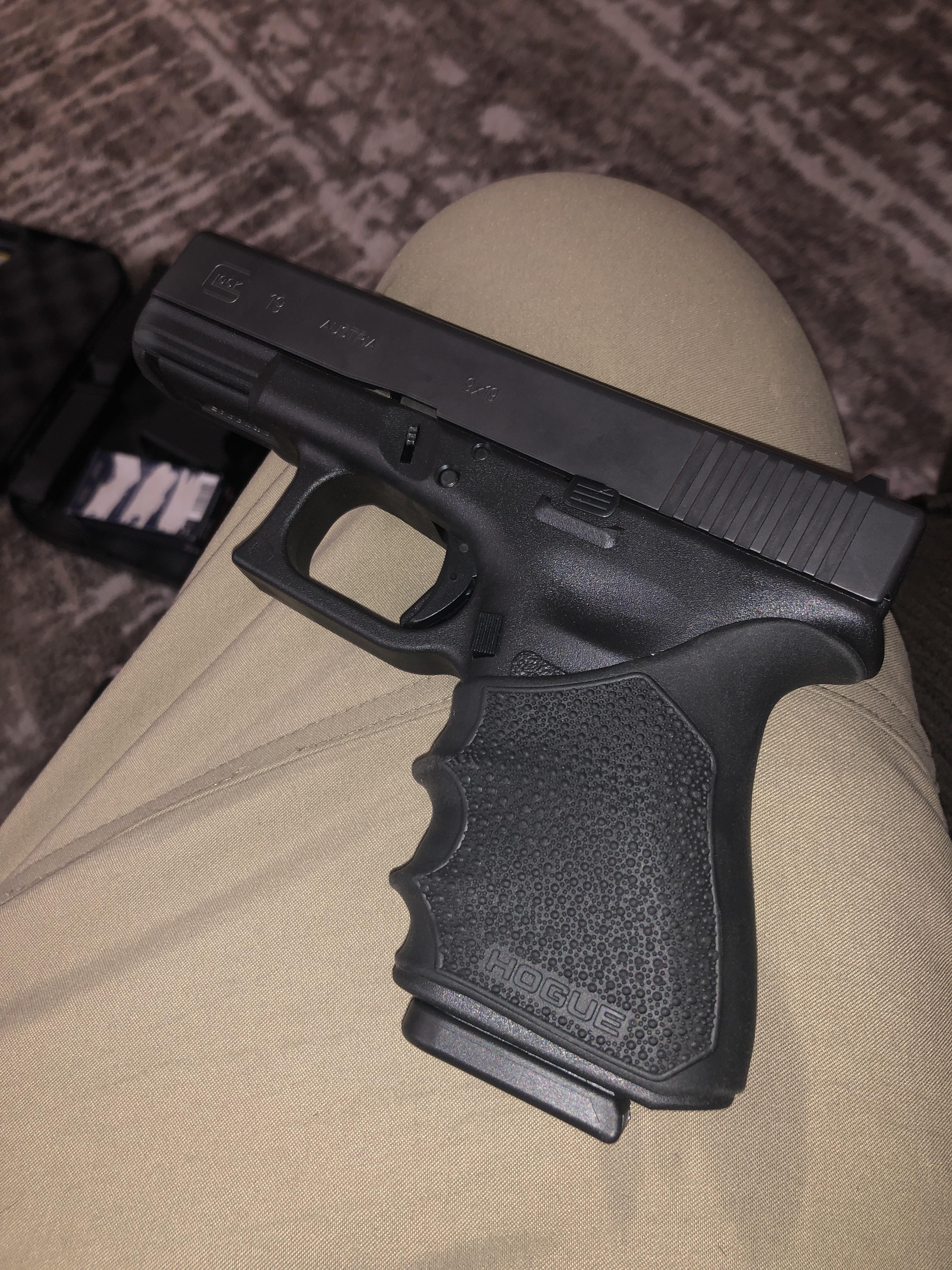 any one else loving these hogue grips r/Glocks