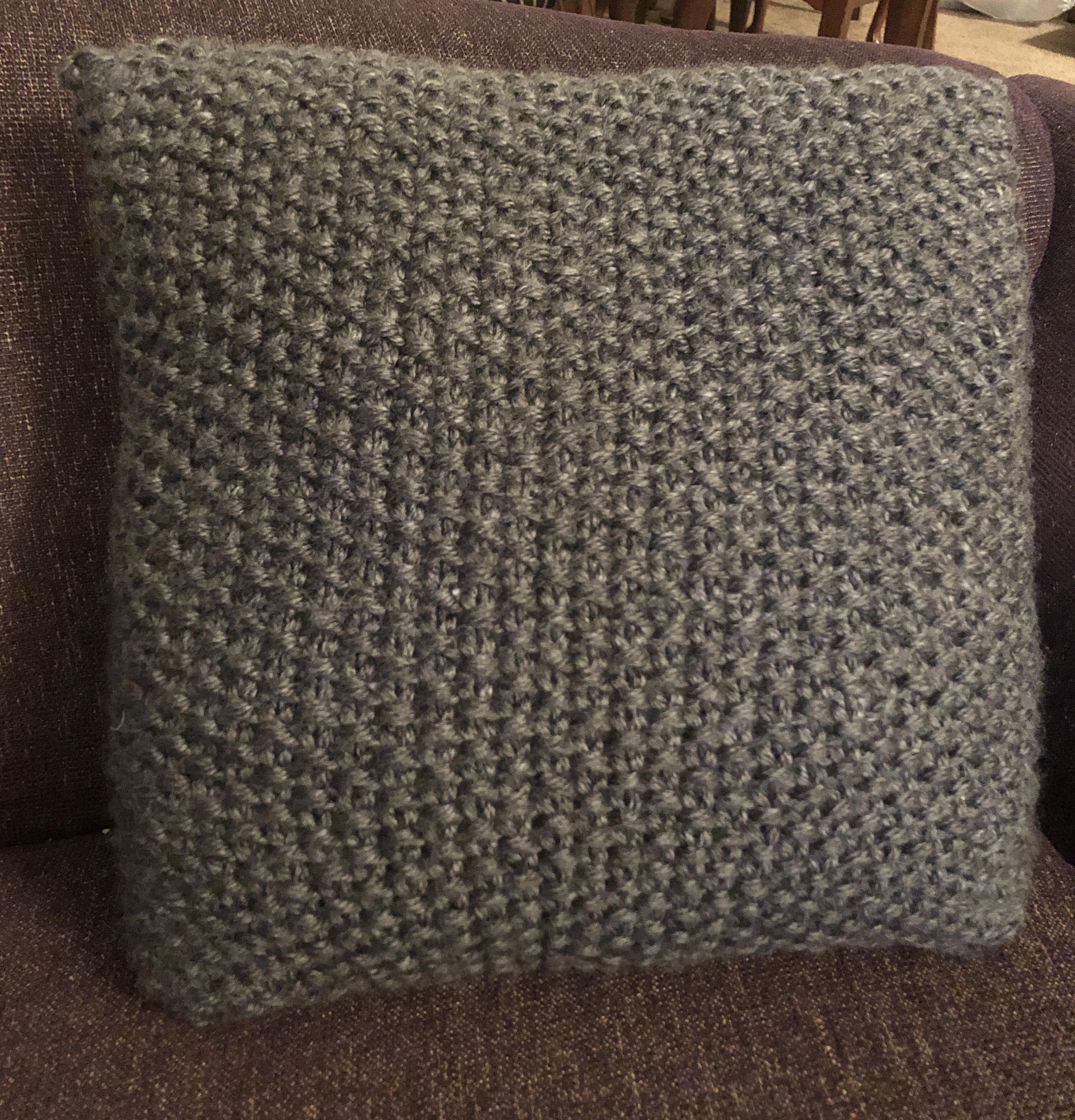 I made my own throw pillow! r/knitting