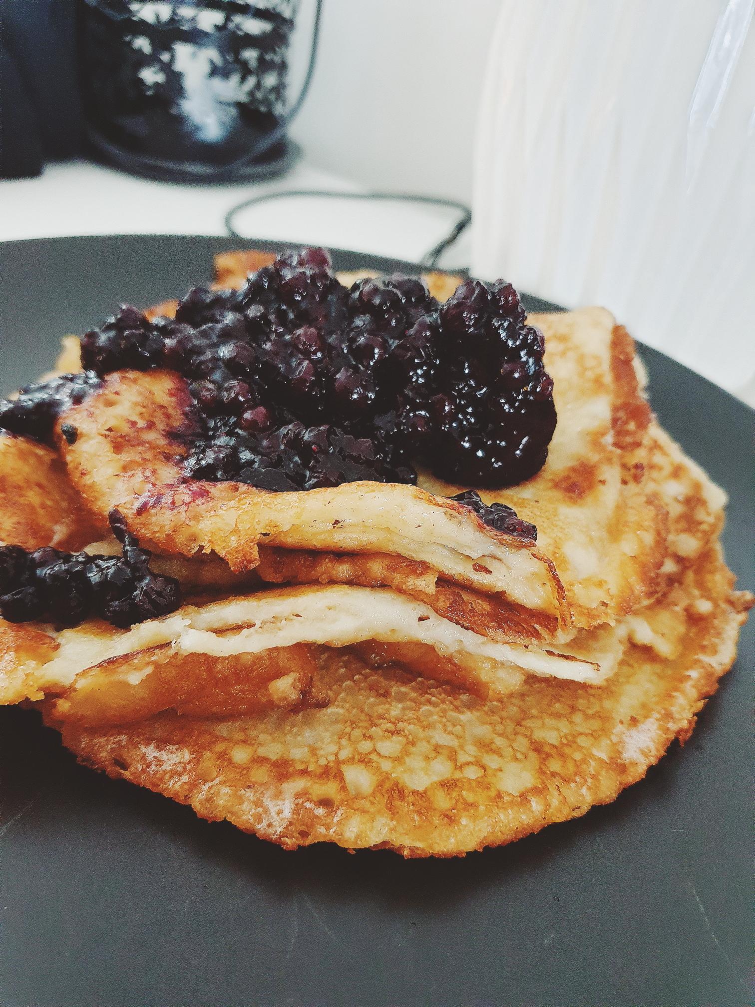 Swedish pancakes & blueberry jam r/FoodPorn