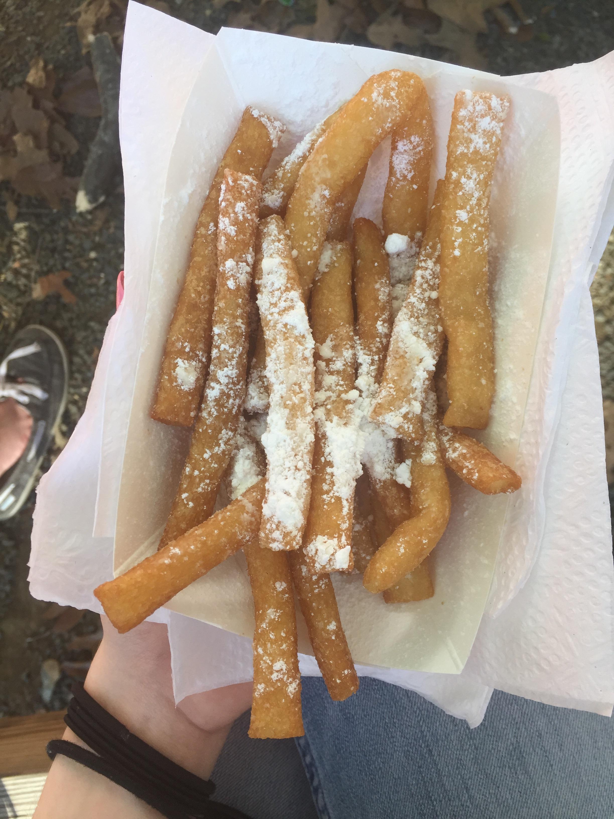 [I ate] Funnel Cake Fries! r/food