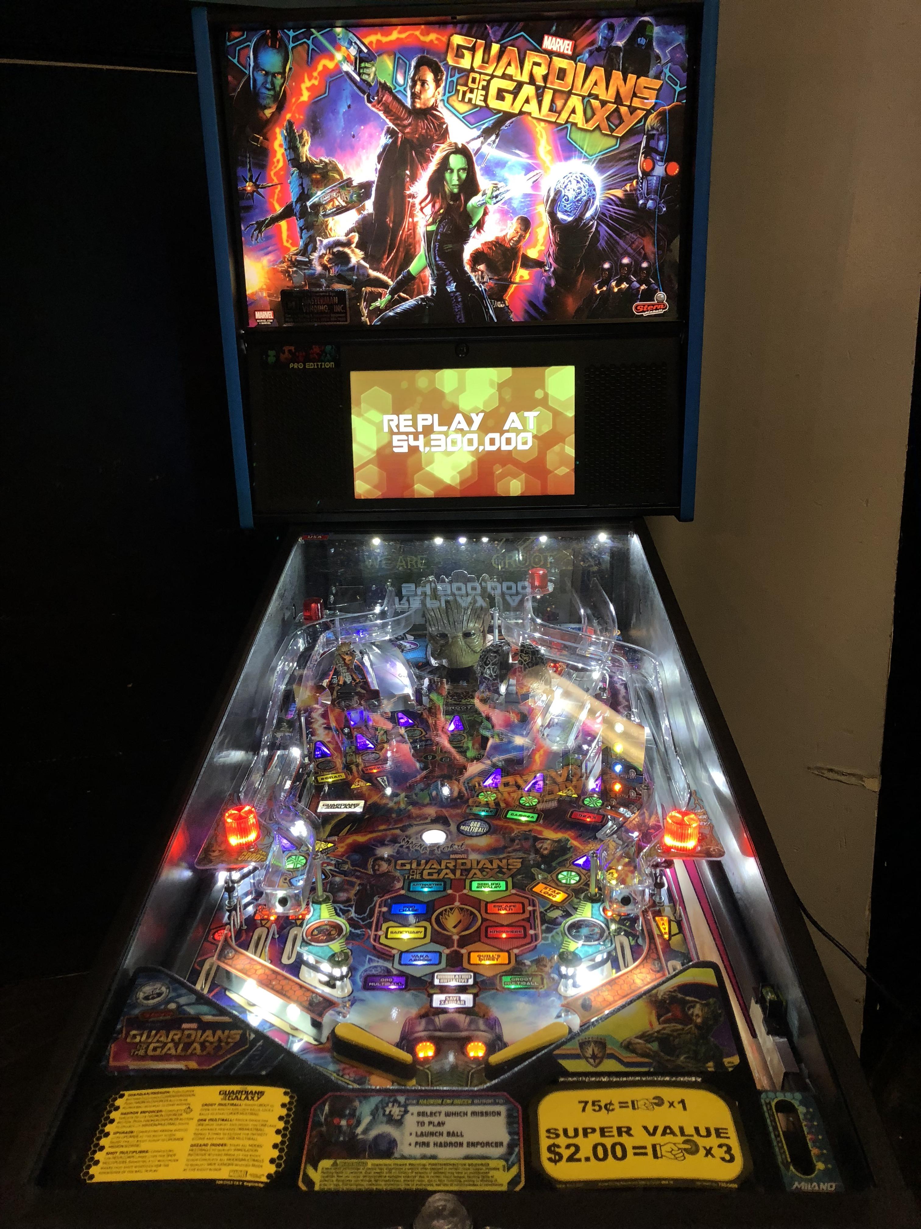 My Local Arcade has a Sweet Pinball Machine r/Marvel