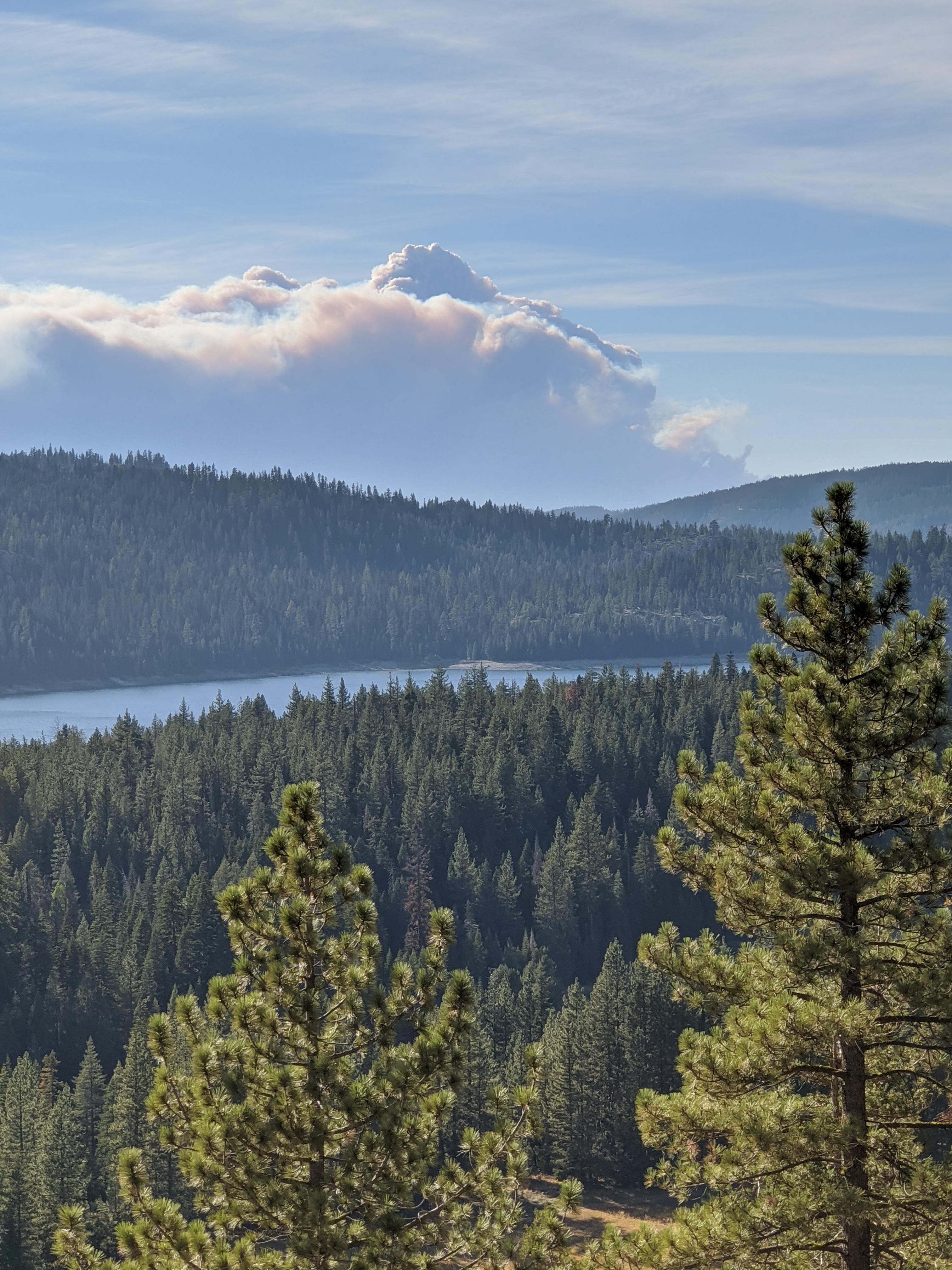 View of the Bear fire / Northern Complex fire from the Pacific Crest