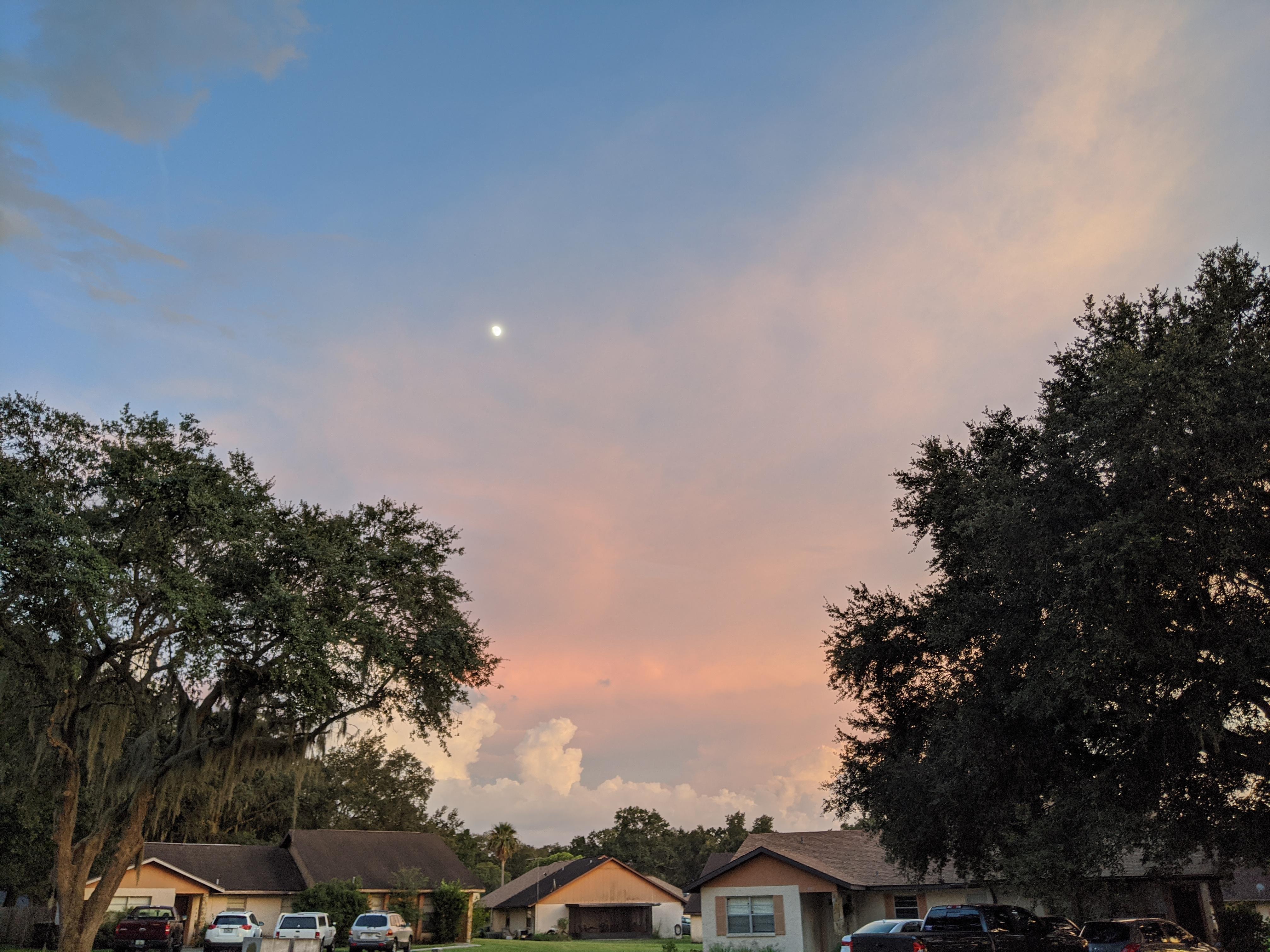 The sky yesterday was amazing r/lakeland
