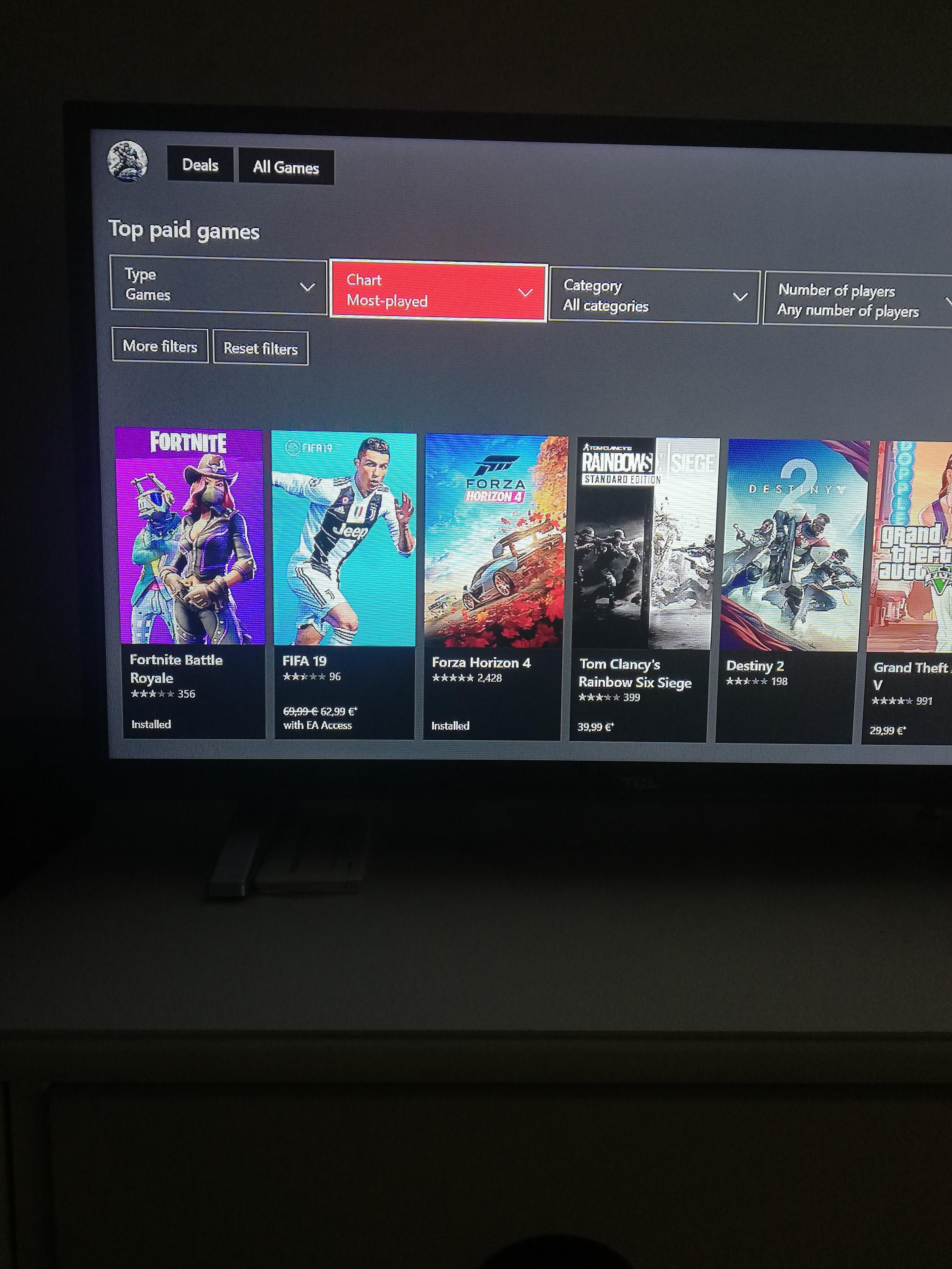 Forza Horizon 4 is the 3rd most played game on the Xbox Store, beat