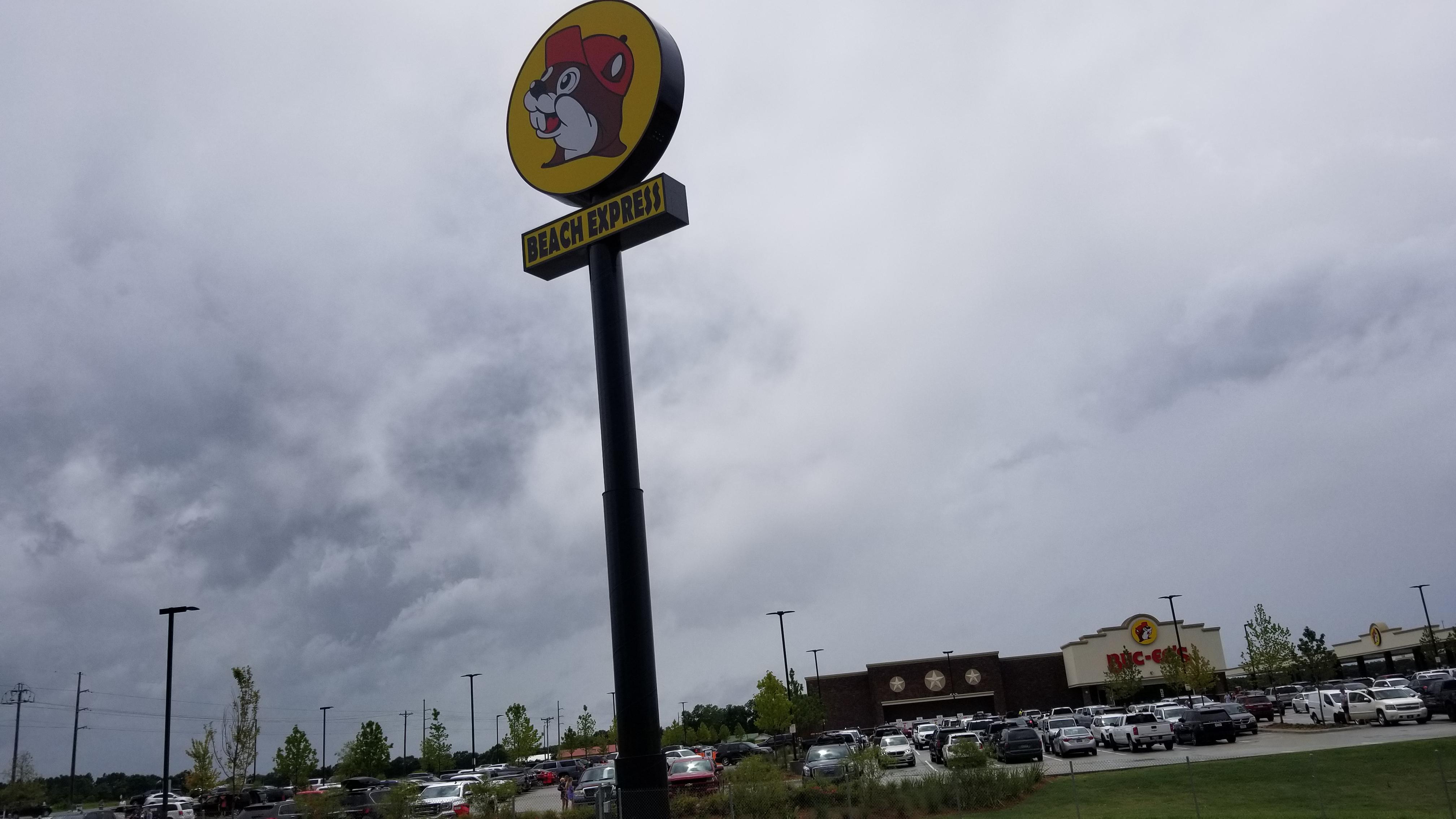 Oklahoma needs a Bucee's!!! r/oklahoma