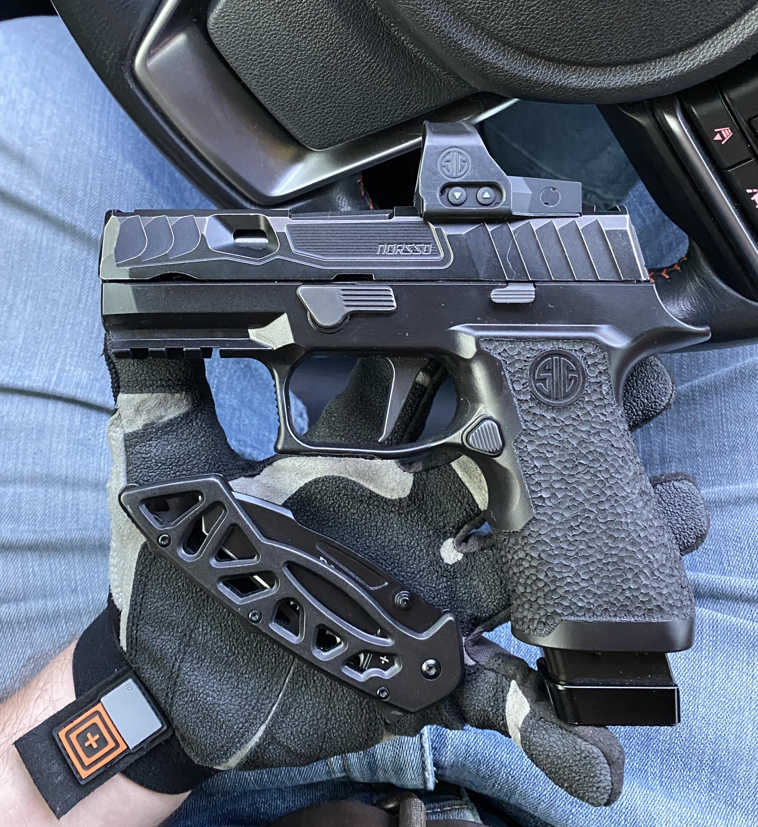 Help. Anyone know if the Olight PL2 Valkyrie will fit the p320 X