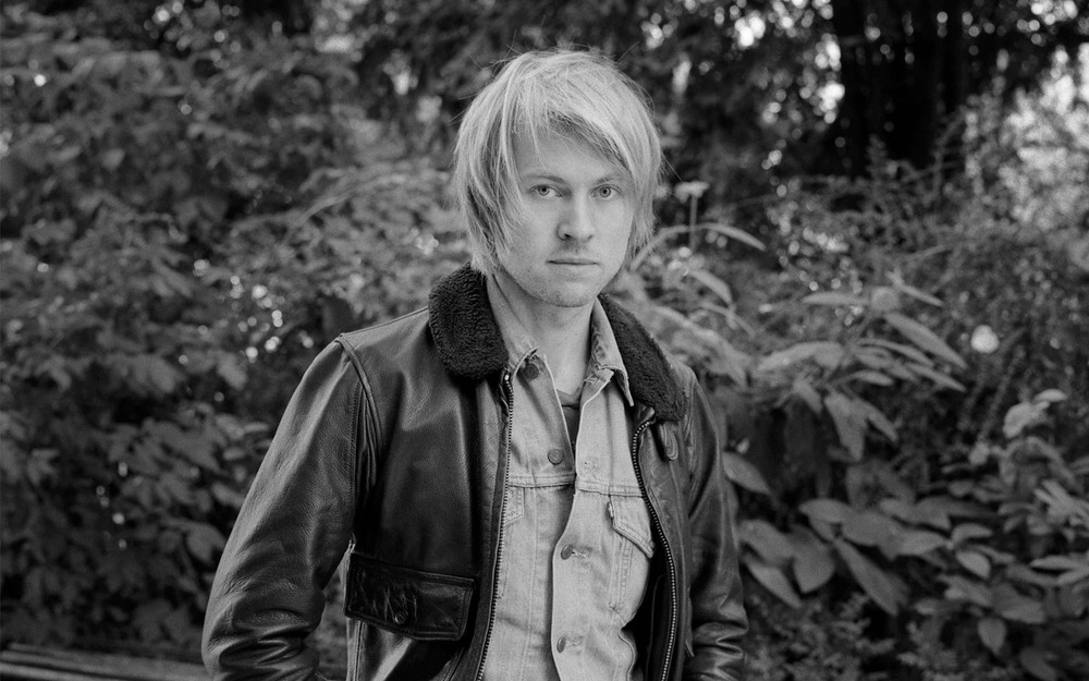 Peter von Poehl on Spotify