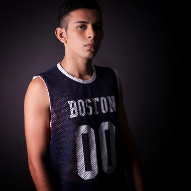 Victor Nillo on Spotify