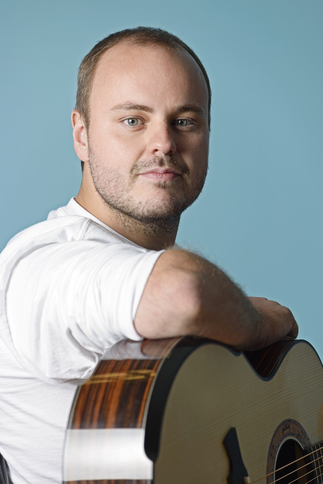 Roger Rocka Theater Events In September 2023 Andy McKee Concert 26.9.2022 The Riviera Theater Charleston