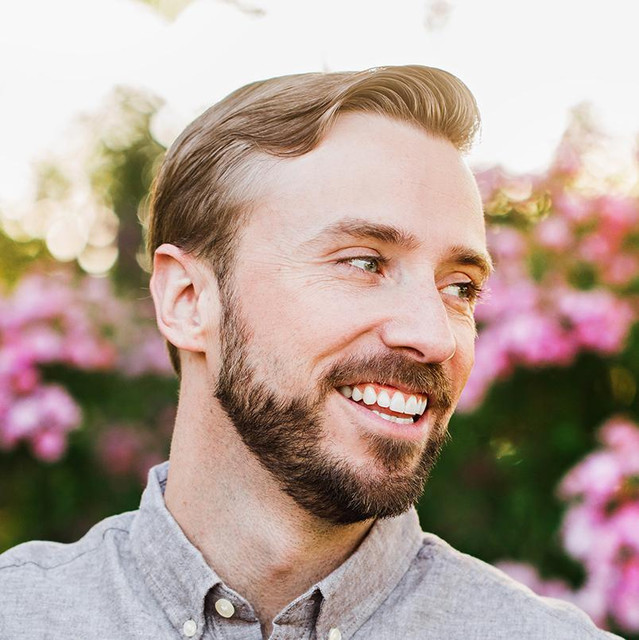 Peter Hollens on Spotify