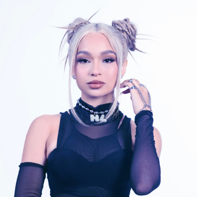 Natalie López: genres, songs, analysis and similar artists - Chosic