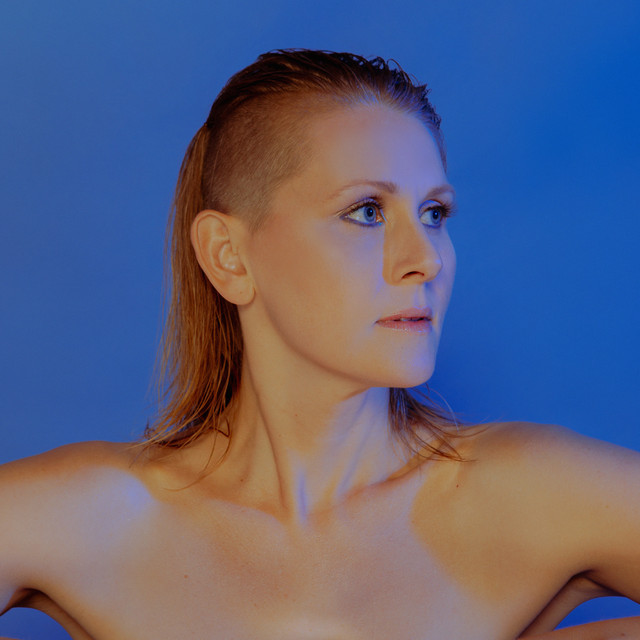 Apr 13, 2013 Nora Jane Struthers at Windsor Castle Park Smithfield