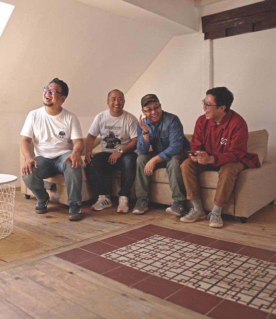 Paint The Sky Red genres, songs, analysis and similar artists Chosic