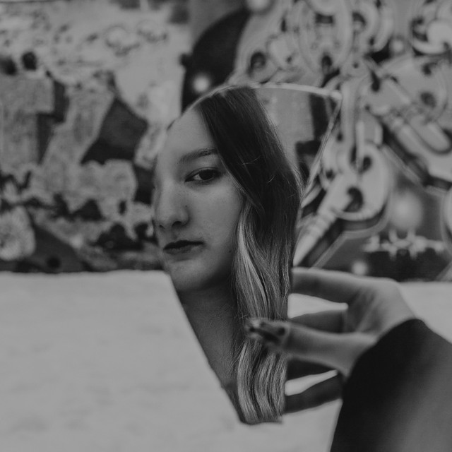 Phia genres, songs, analysis and similar artists Chosic