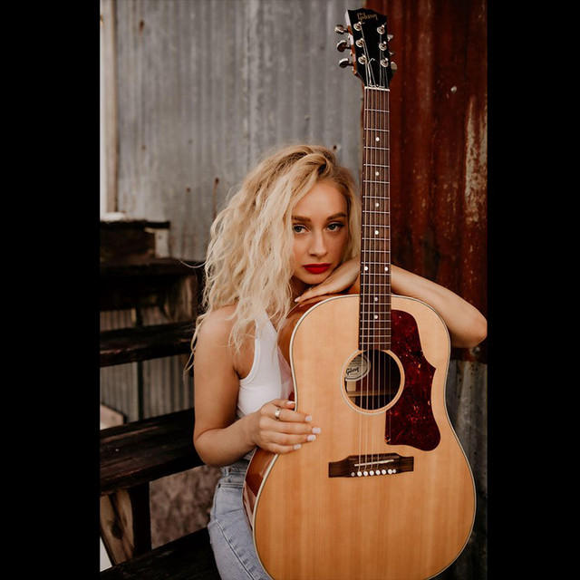 Oct 17, 2015 Josh Thompson / Haley at Thirsty Cowboys Medina