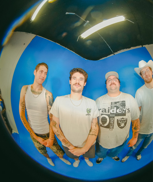 Mom Jeans. best songs · discography · lyrics