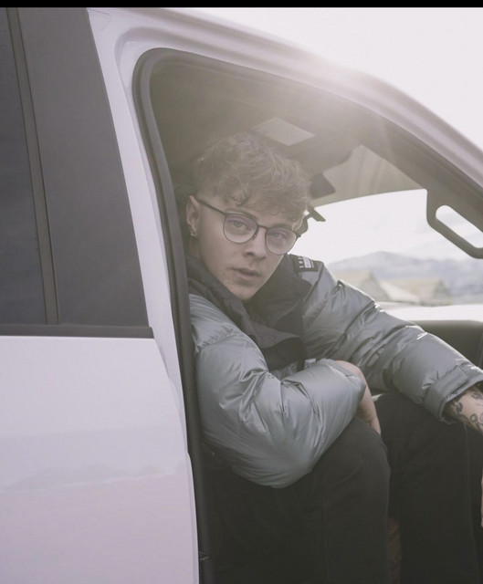 BailOutBrett | Spotify