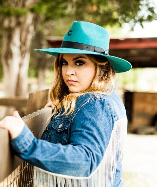 Jun 01, 2012 Chancie Neal / Craig Campbell / Luke Bryan at Walmart AMP