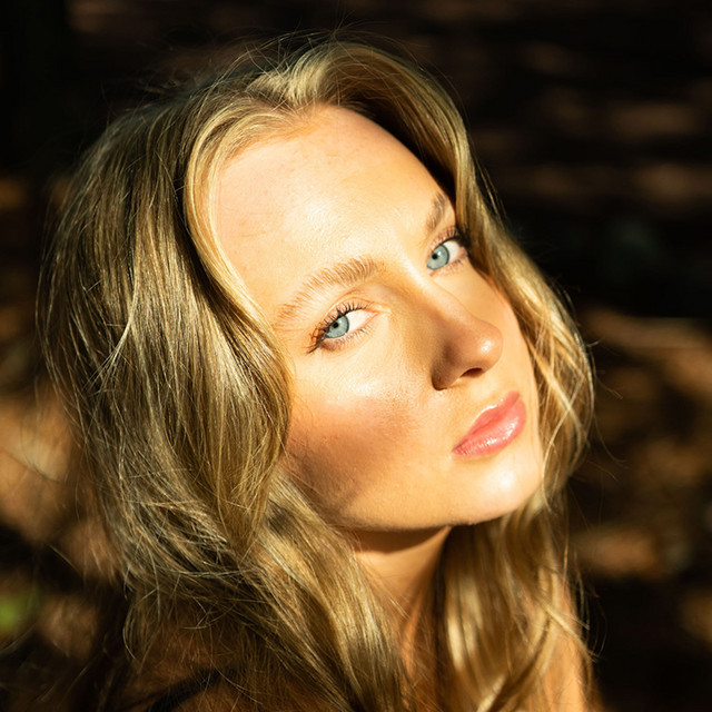 Ashley Kutcher best songs · discography · lyrics