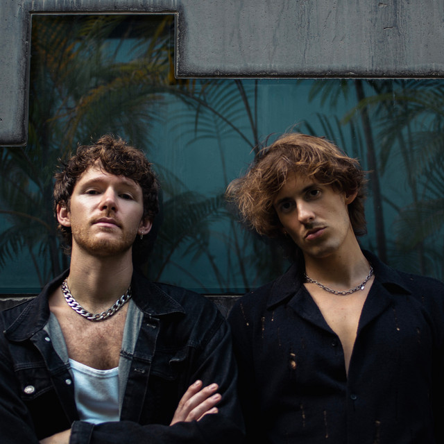 peach tinted Spotify