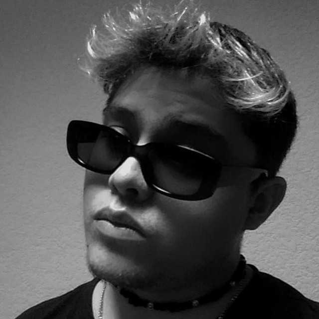 Oliver white Spotify